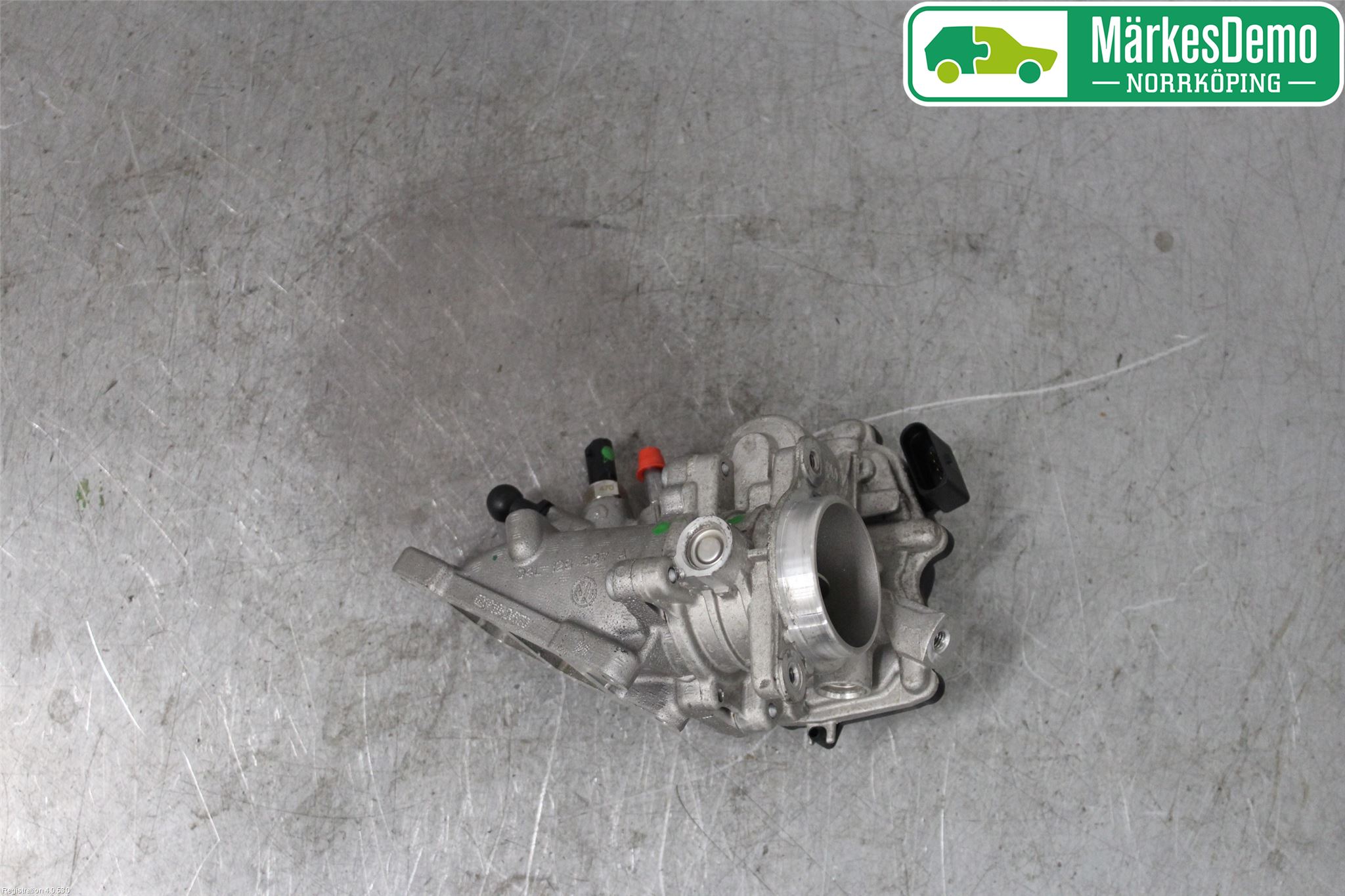 Audi Q3 8U 12-18 Injspjällhus