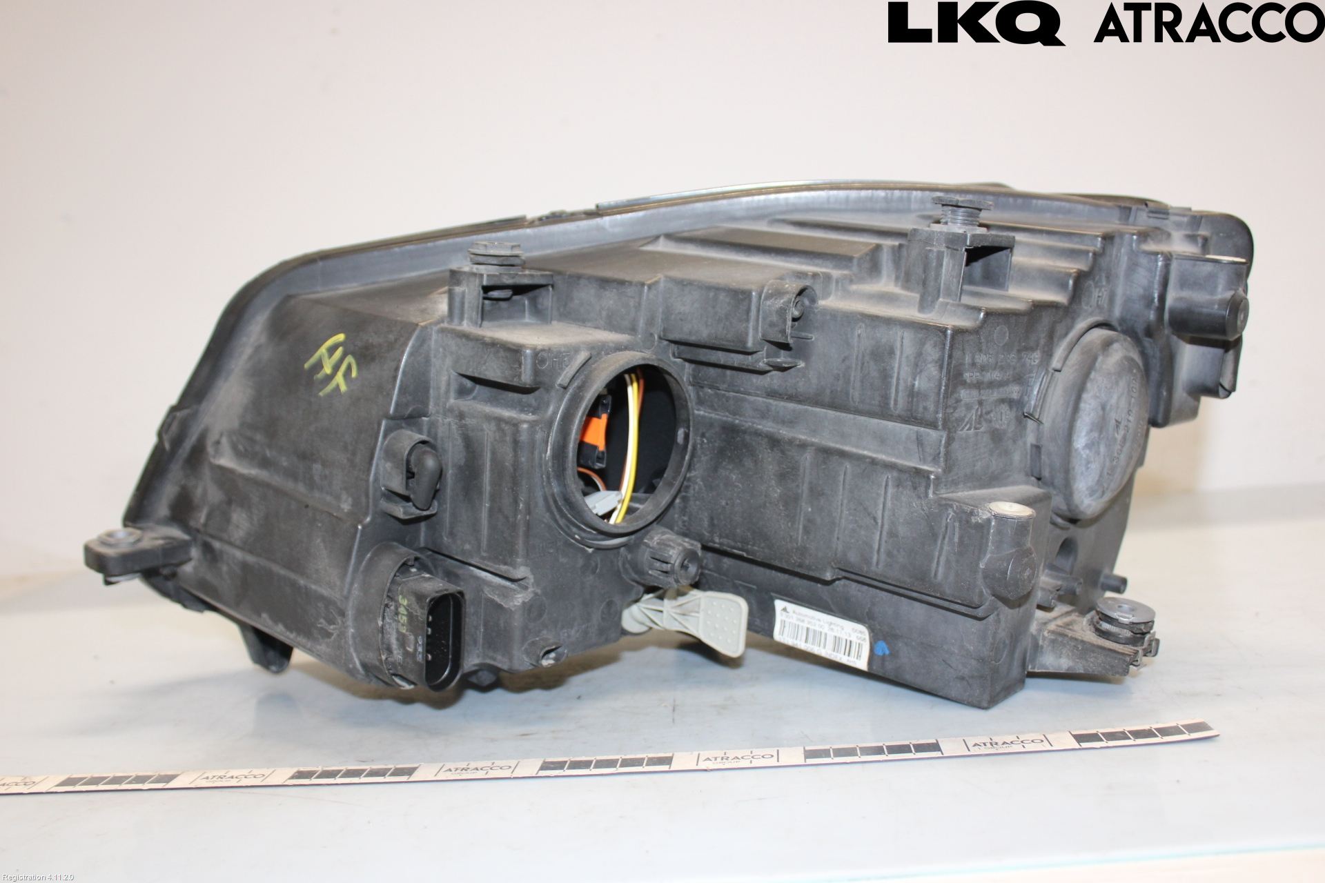 Volkswagen VW TOURAN 10-15 Strålkastare Höger