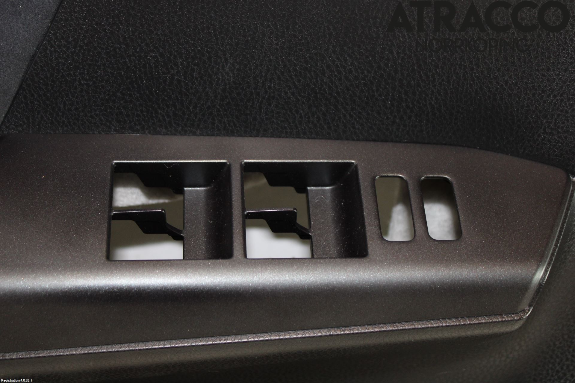 Toyota RAV4 13-18 Dörrklädsel Vä