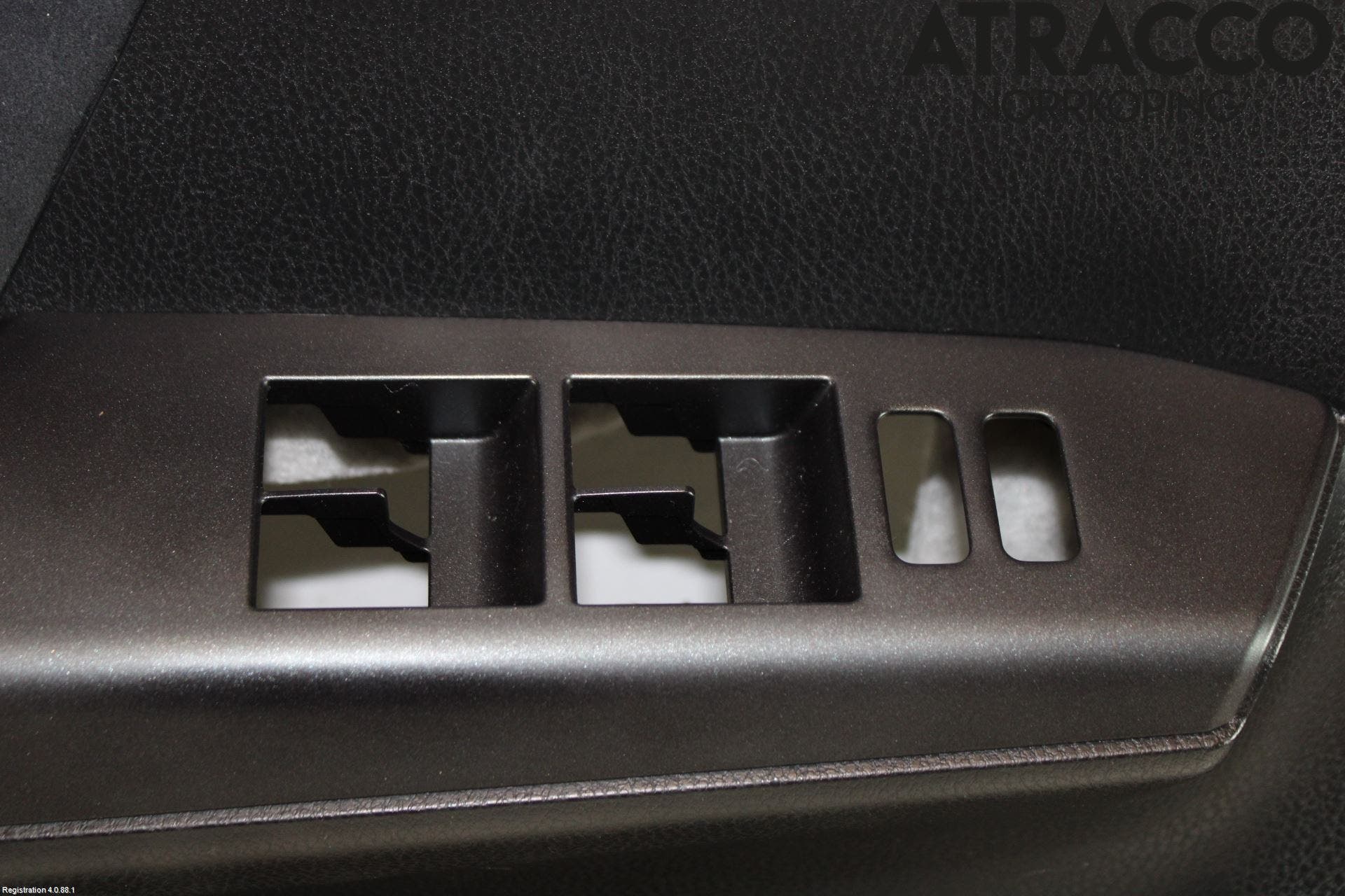 Toyota RAV4 13-18 Dörrklädsel Vä