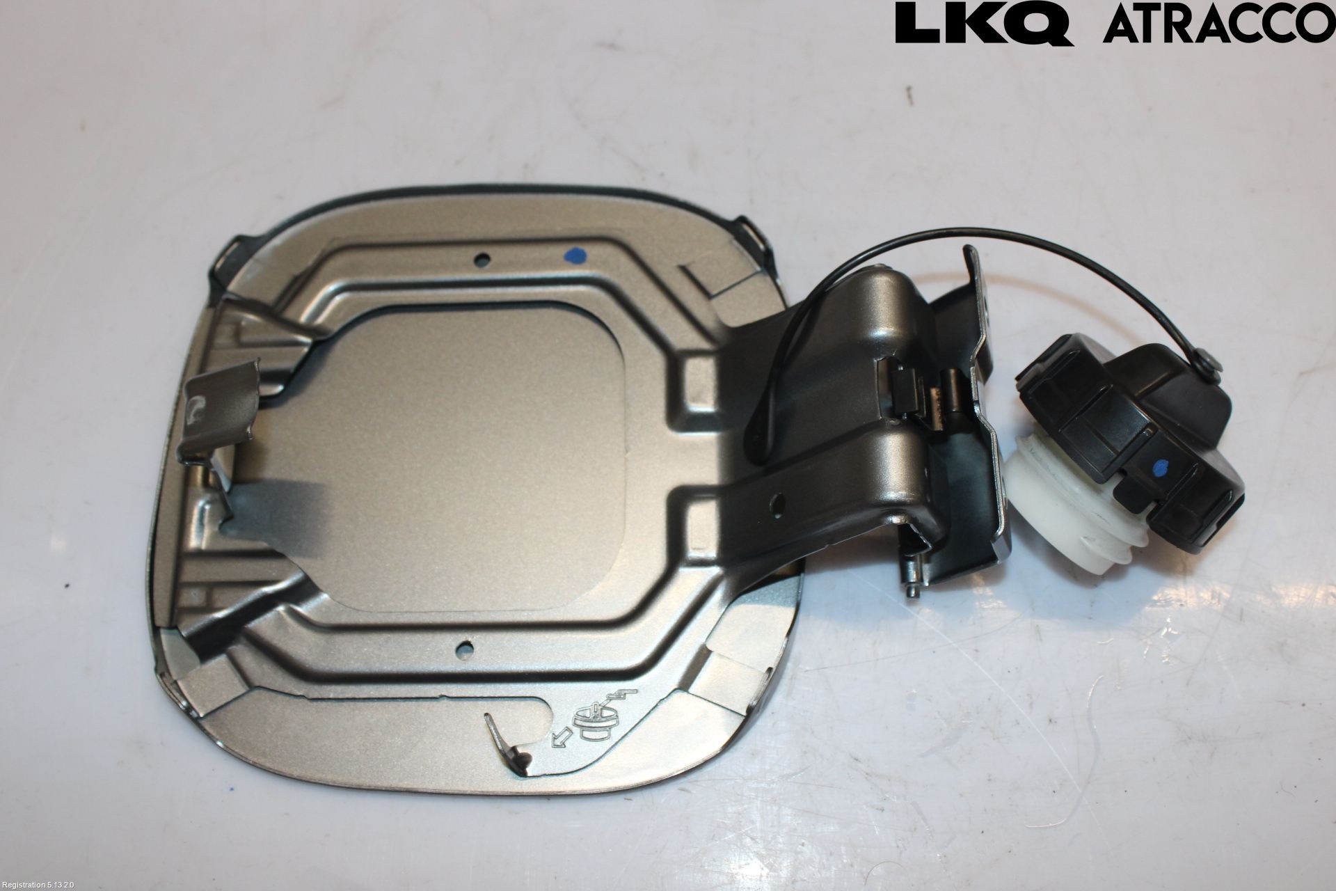 Mitsubishi OUTLANDER 13-21 Tanklucka