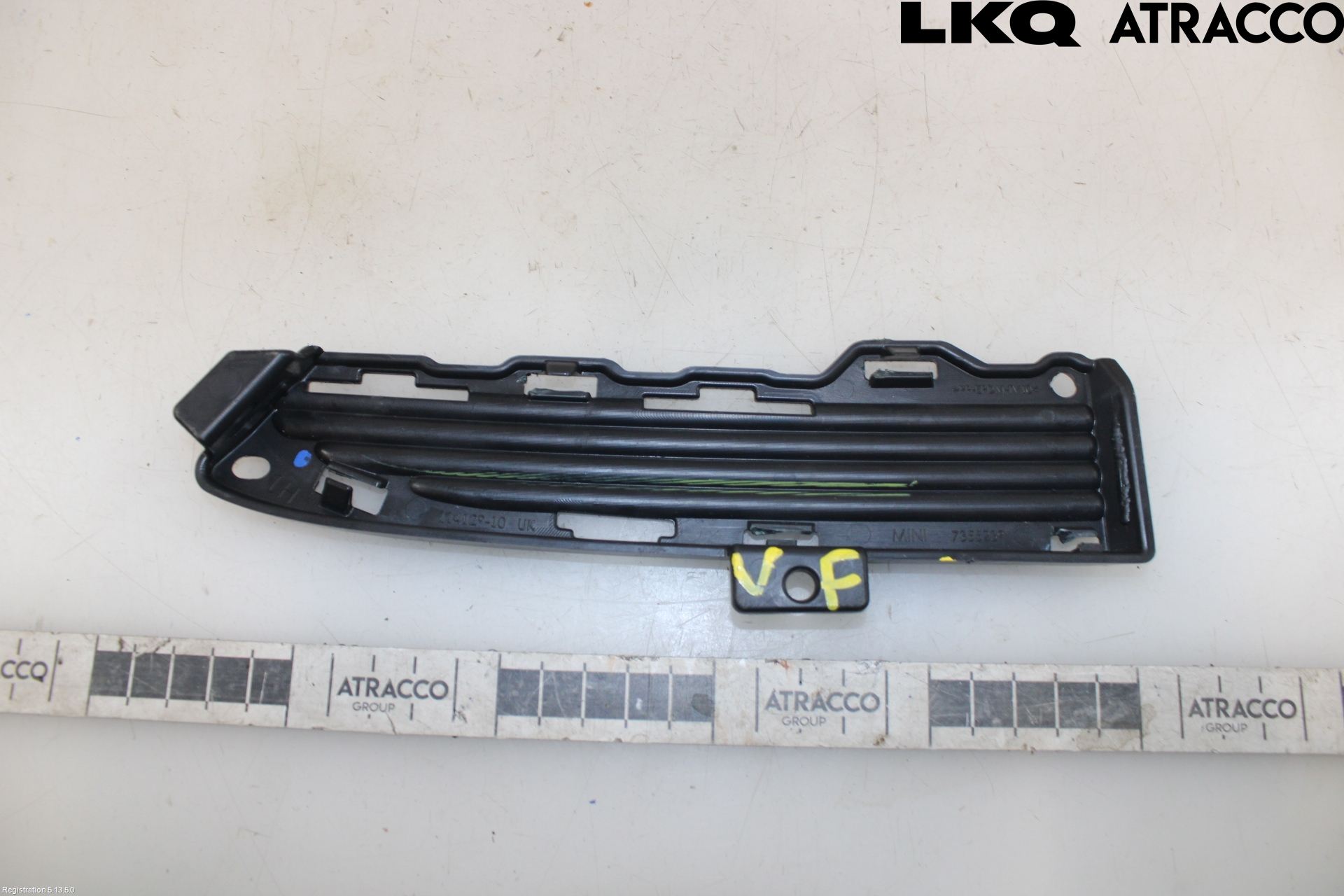 Mini ONE/COOPER 5DR F55 14-24 Grilldel Vänster