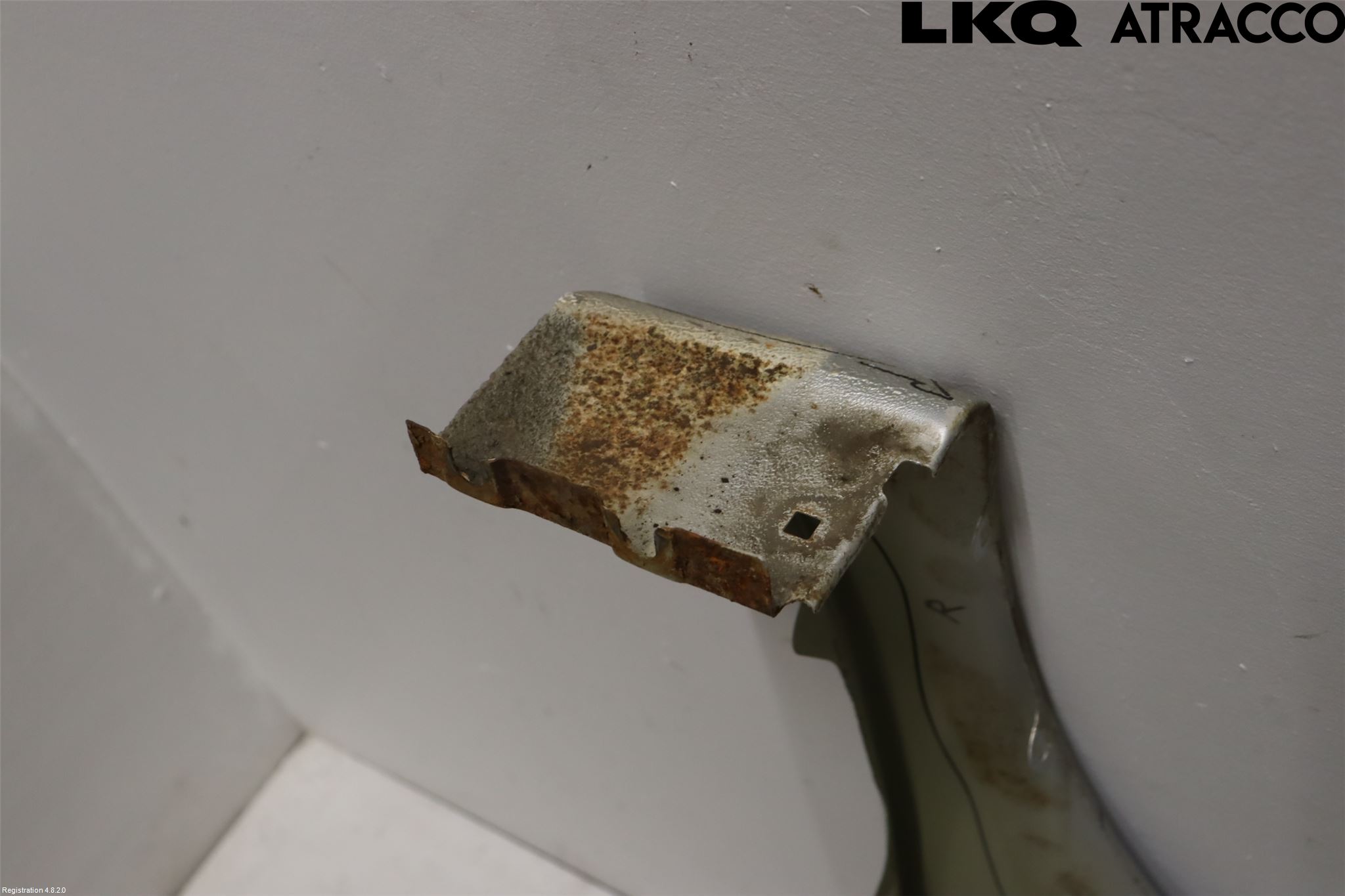 Kia CARENS III 13-19 Skärm Fram Höger