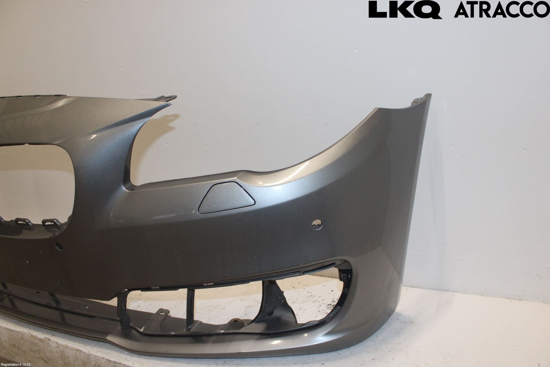 BMW 5 F10/F11/F18 09-17 Stötfångarbeklädnad Fram