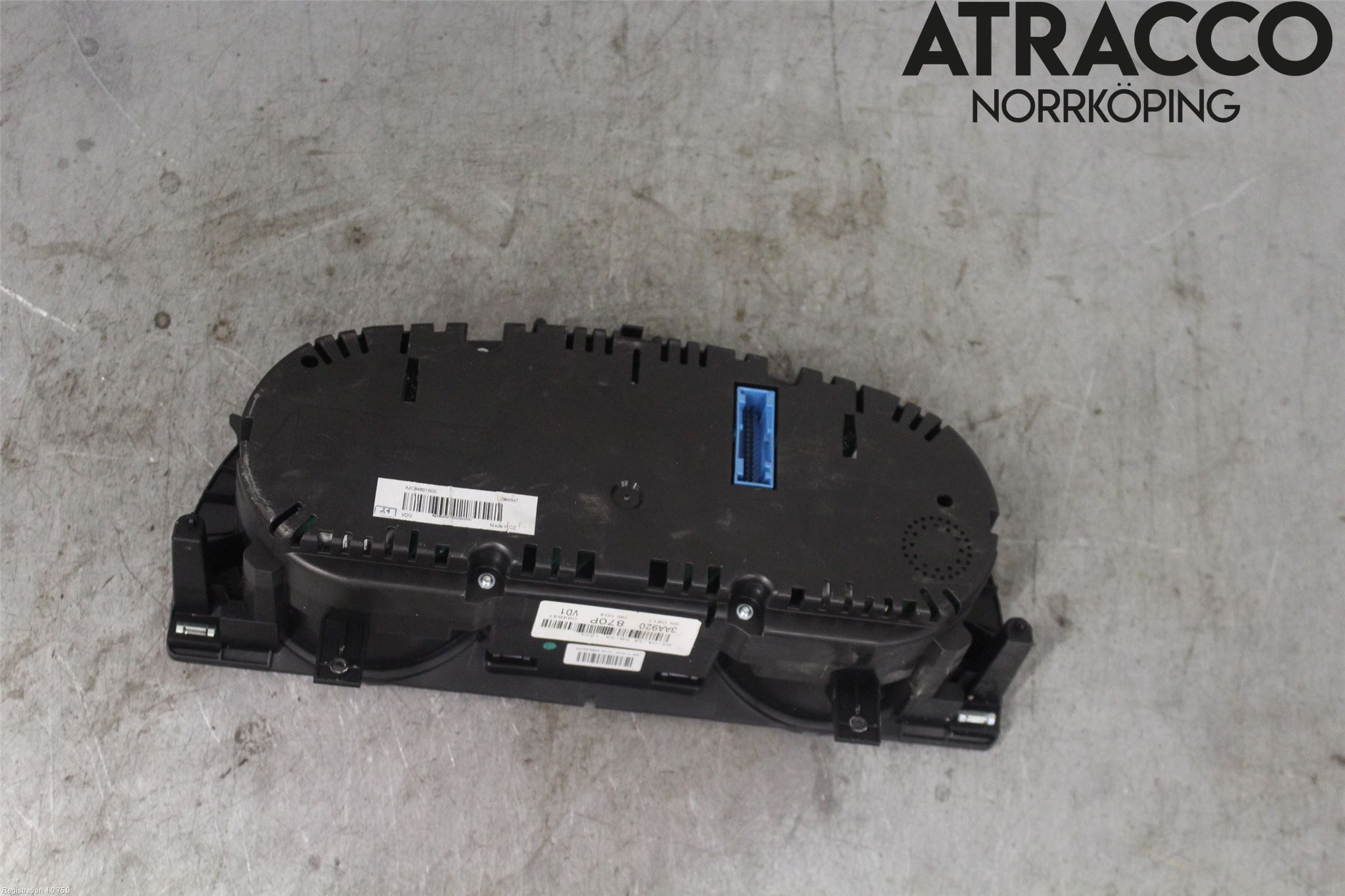 Volkswagen VW PASSAT 11-14 Instrument Komb