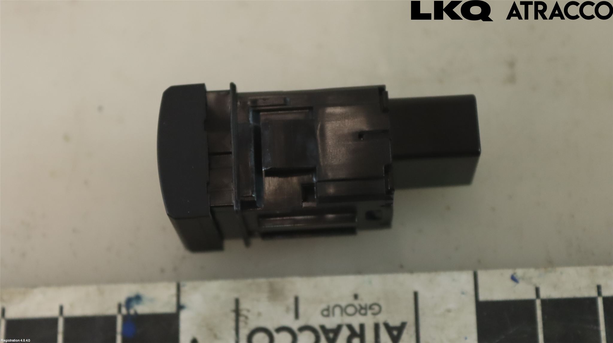 Toyota RAV4 19- Strömställare Baklucka