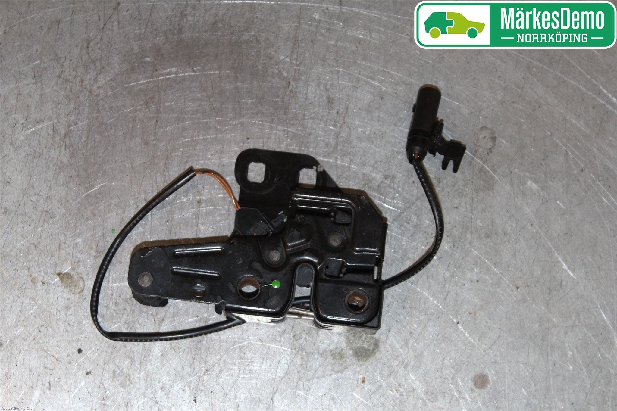 Audi A6/S6 05-11 Huvlås