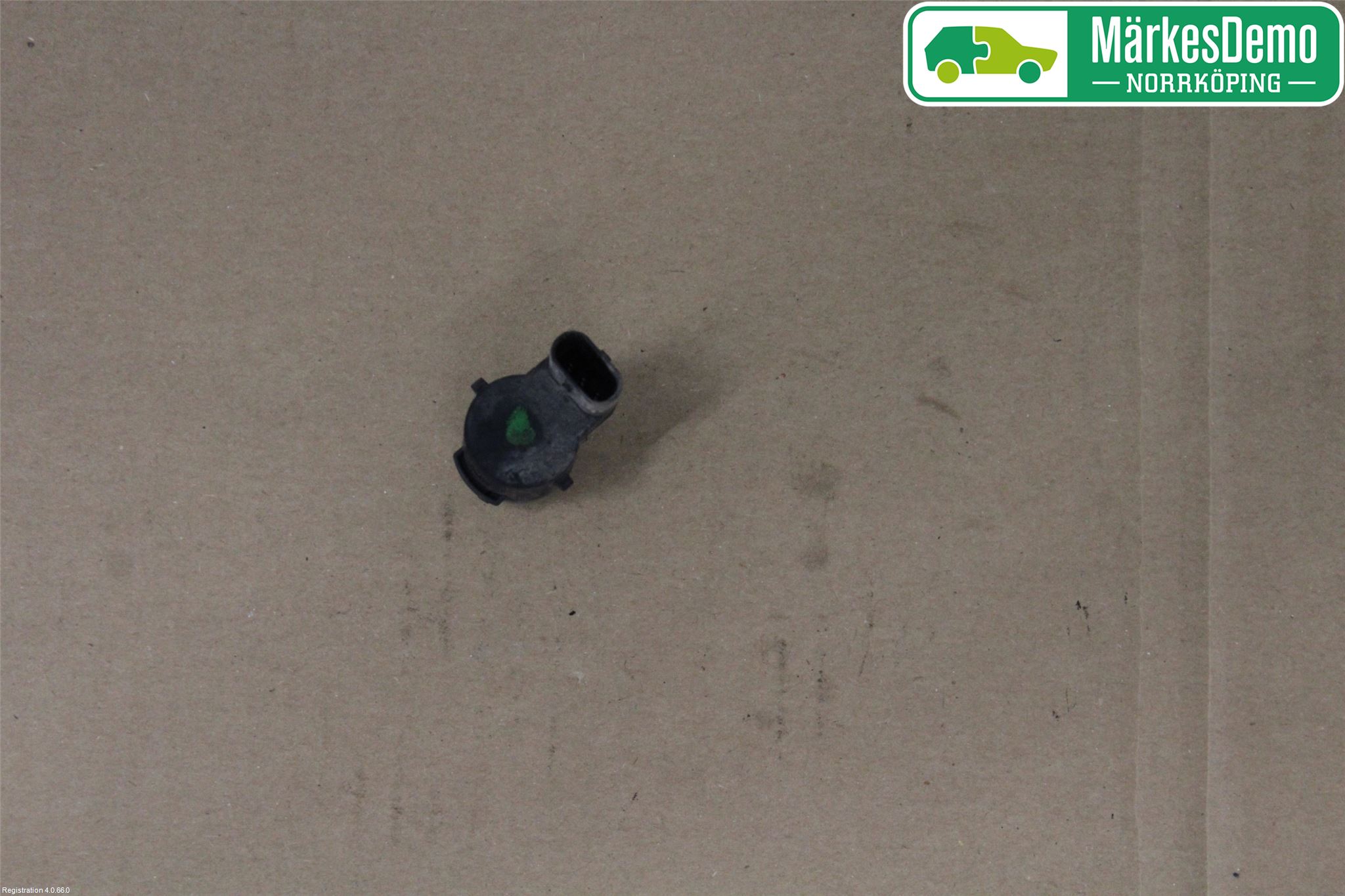 Skoda SUPERB 16-24 Parkeringshjälp Backsensor