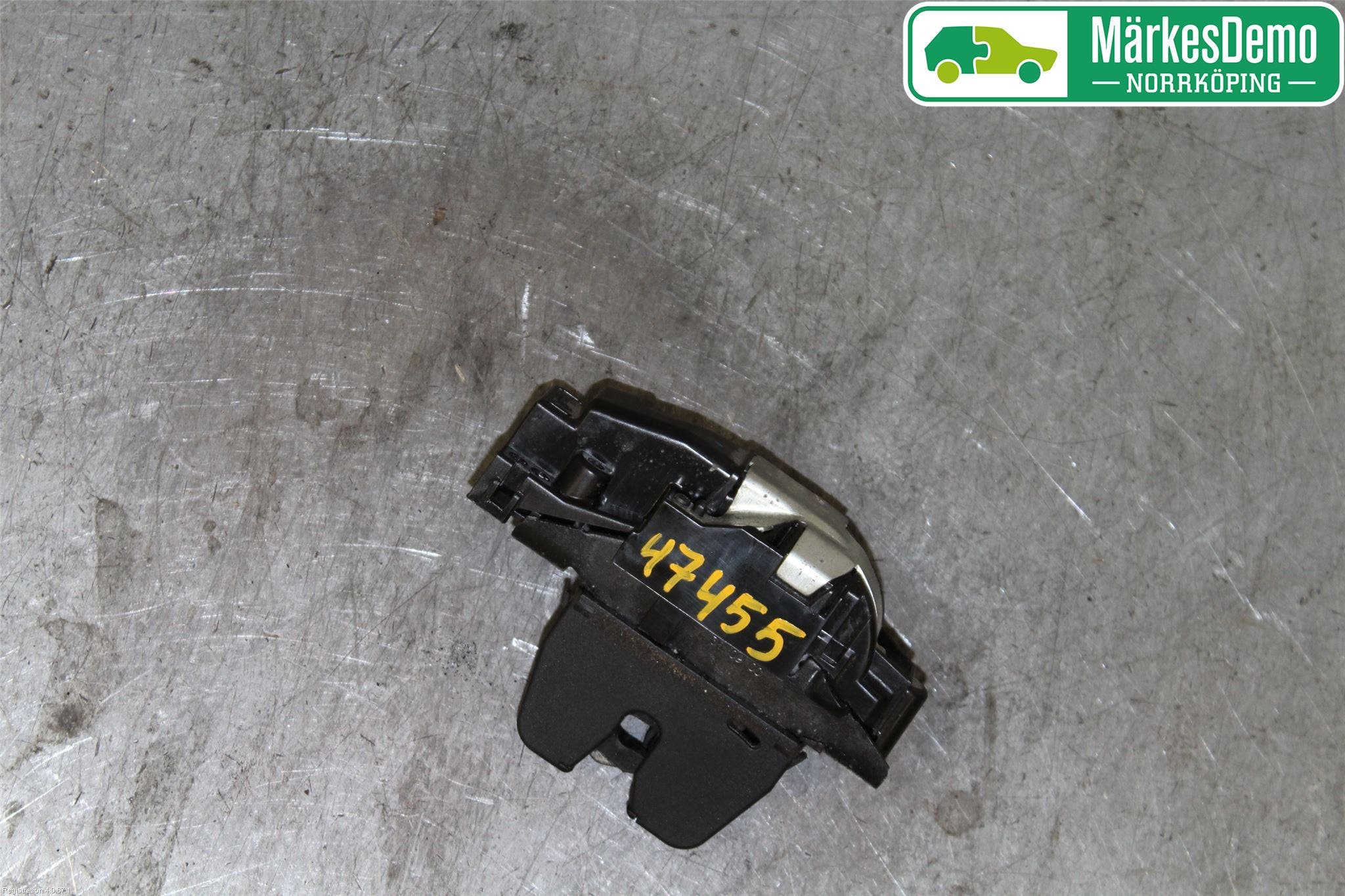 Citroen C3 PICASSO Låskista Baklucka