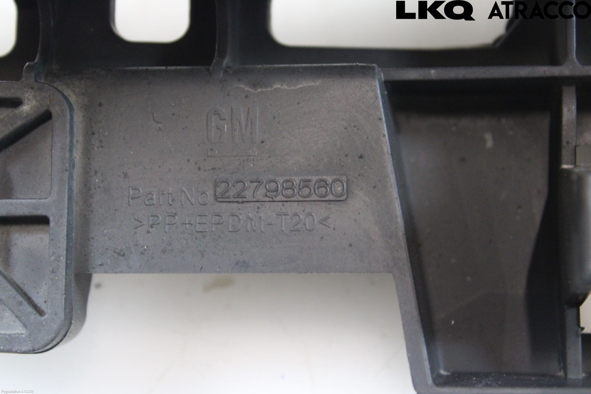 Opel INSIGNIA 09-16 Stötfångardel Fram Mitt