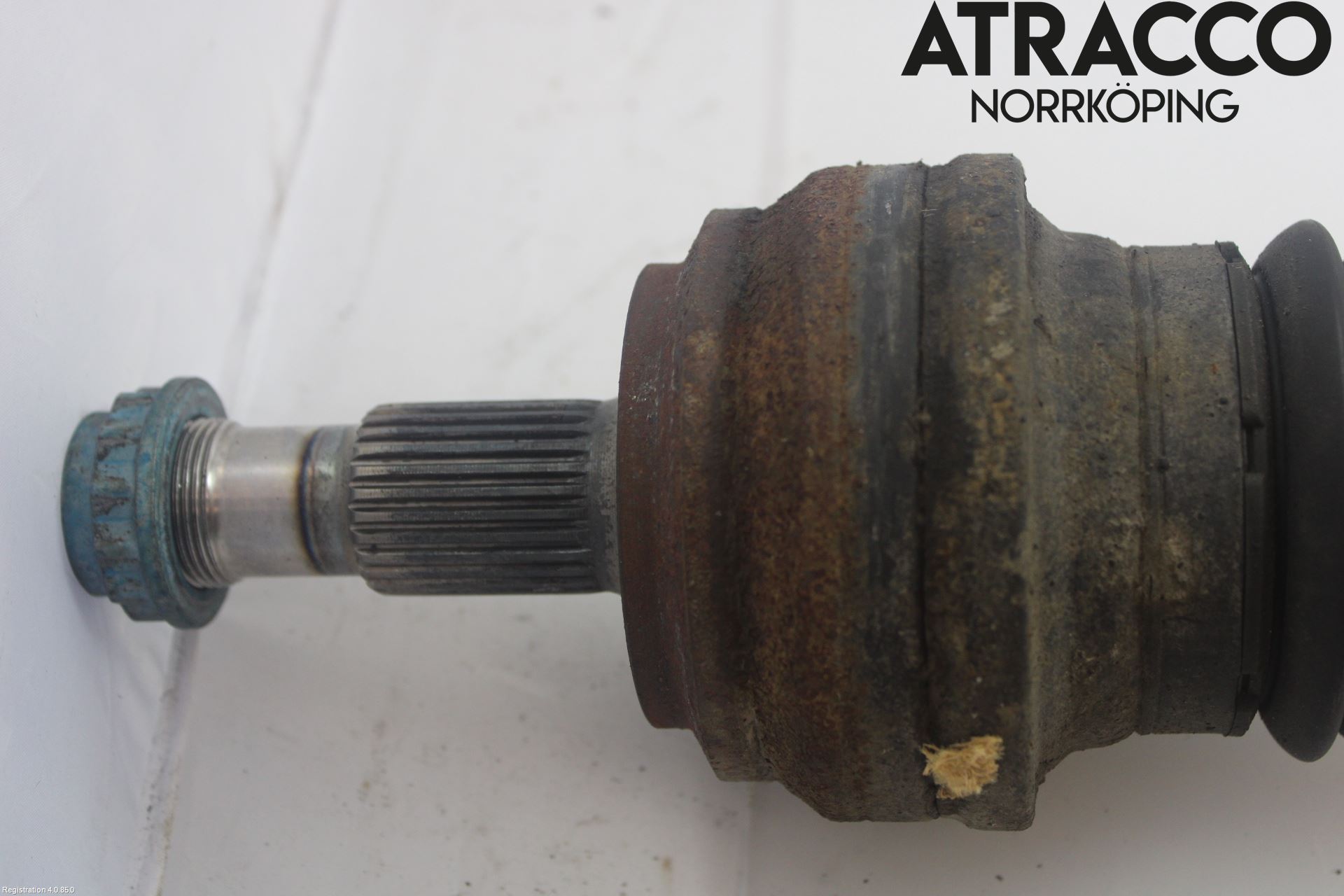 Mercedes-Benz MB E-KLASS (W213) 16-23 Drivaxel Bak Höger