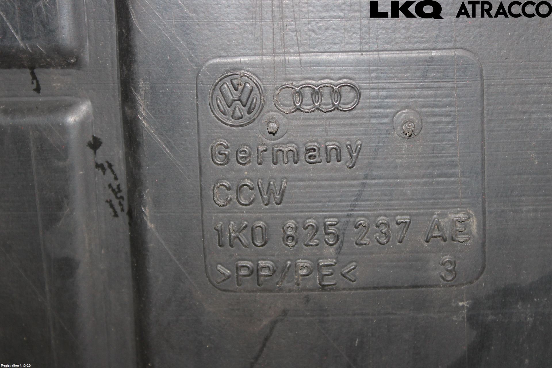 Volkswagen VW GOLF V 04-09 Hasplåt Plåt-Plast