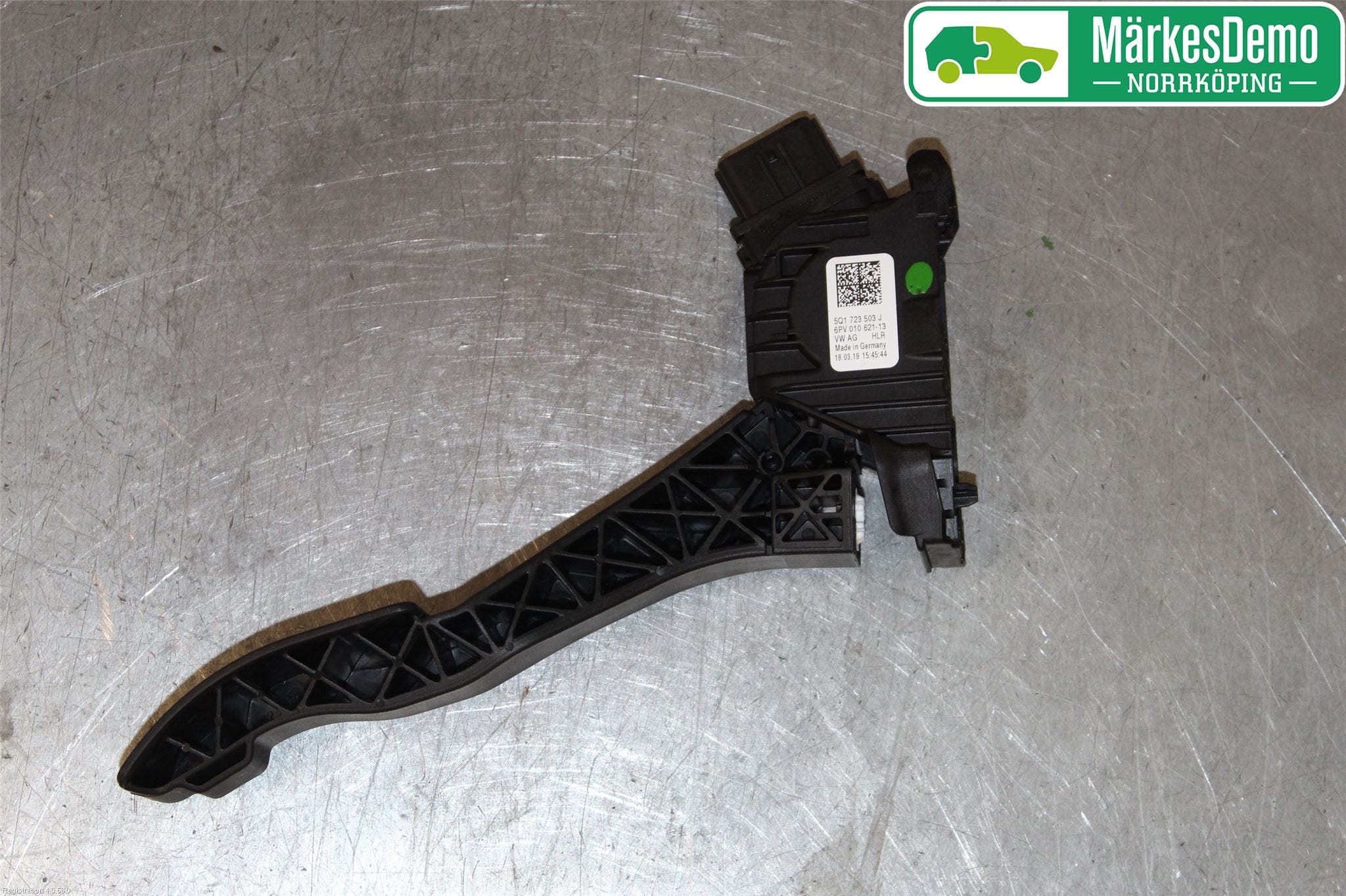 Volkswagen VW TIGUAN 16-24 Gaspedal