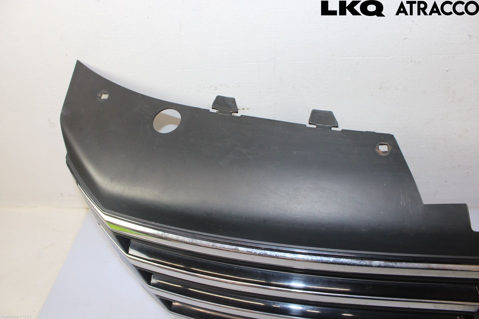Volkswagen VW PASSAT 11-14 Grill Komp