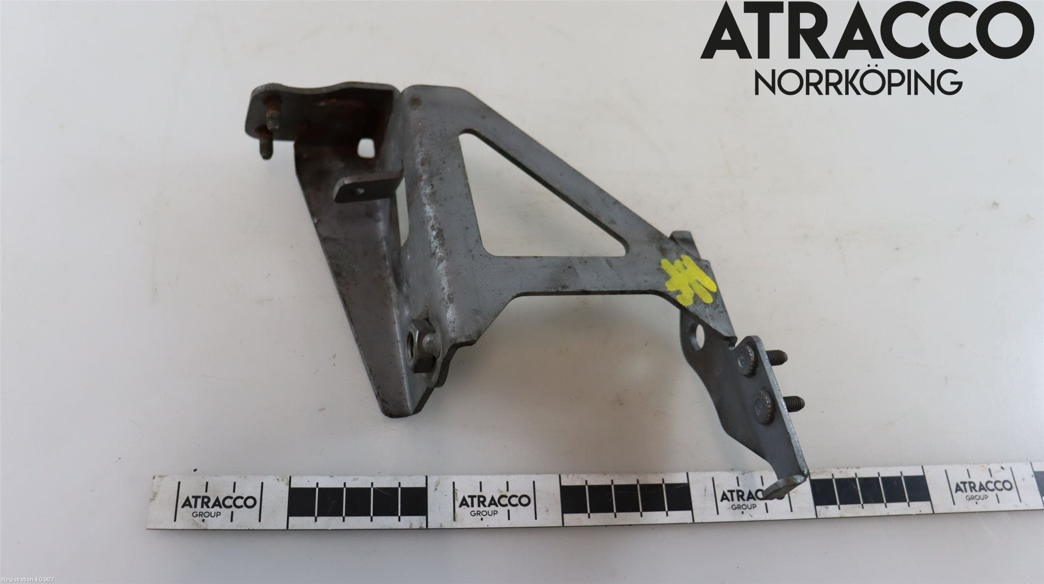 Mercedes-Benz MB ML (W164) 05-11 Frontplåt