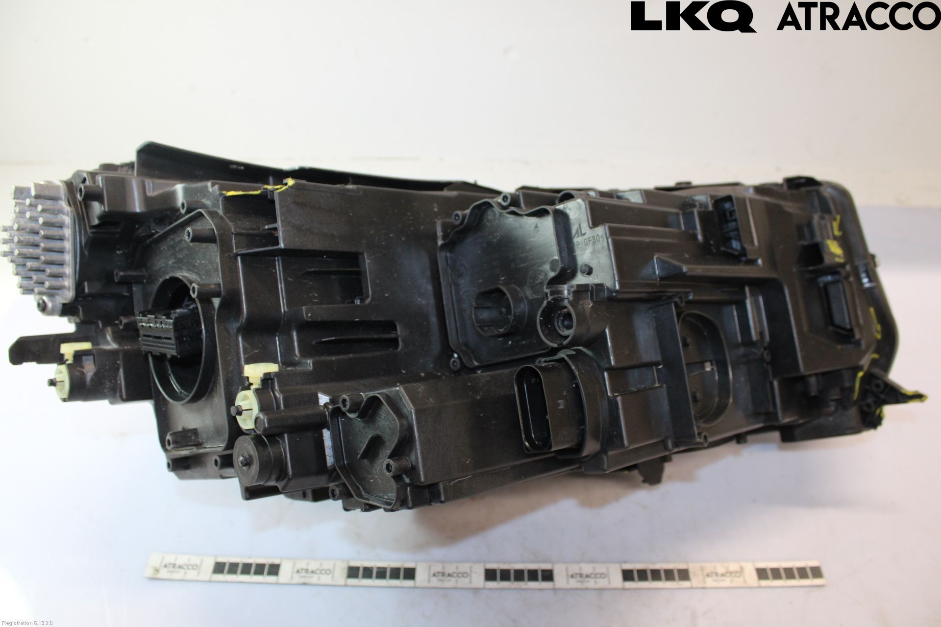 Volkswagen VW TIGUAN 24- Strålkastare Vänster