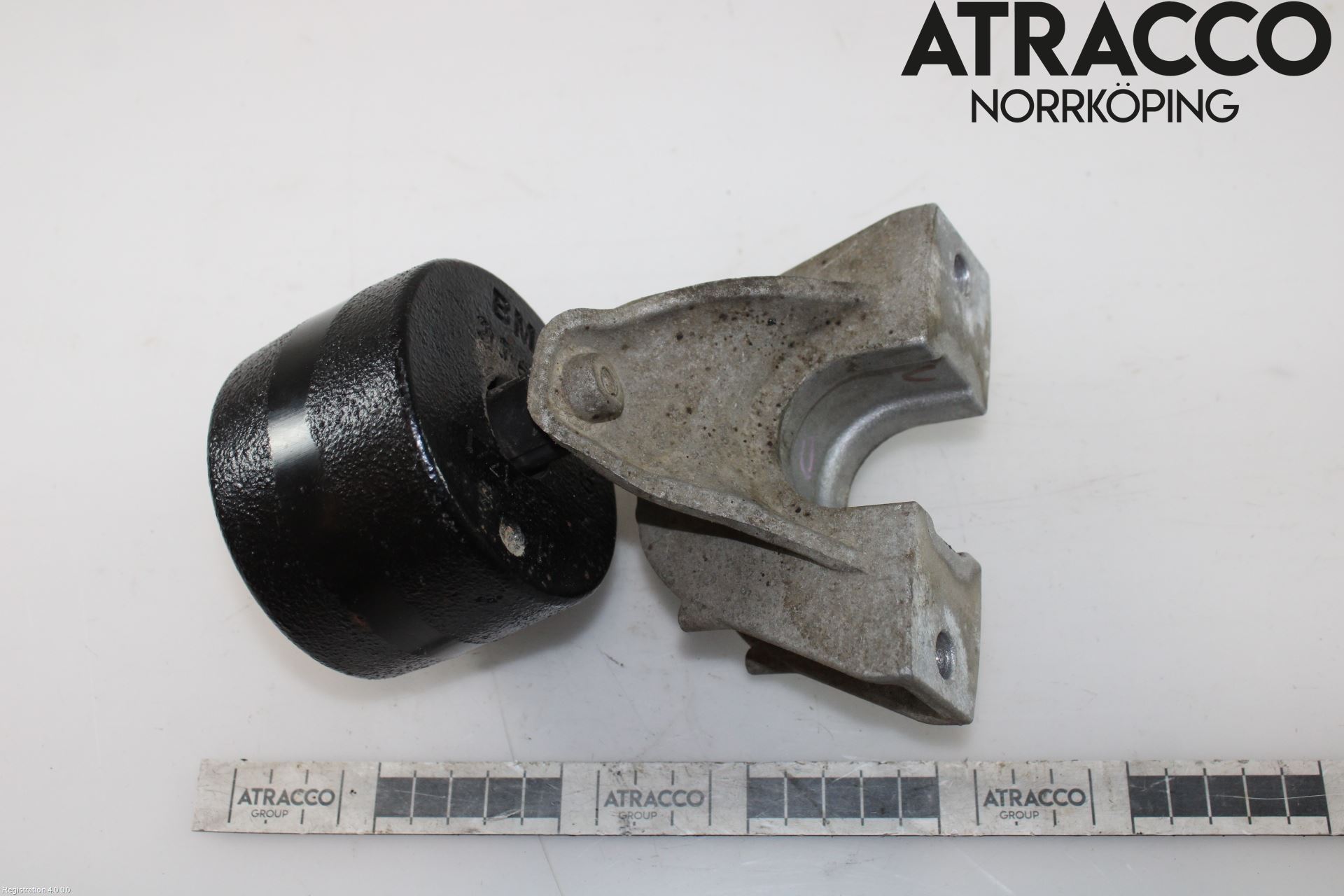 BMW 5 G30/G31/F90 17-23 Krängningshämmarfäste