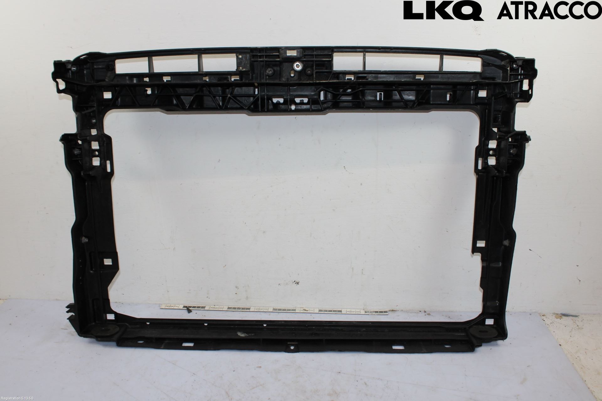 Volkswagen VW GOLF / E-GOLF VII 13-20 Frontplåt