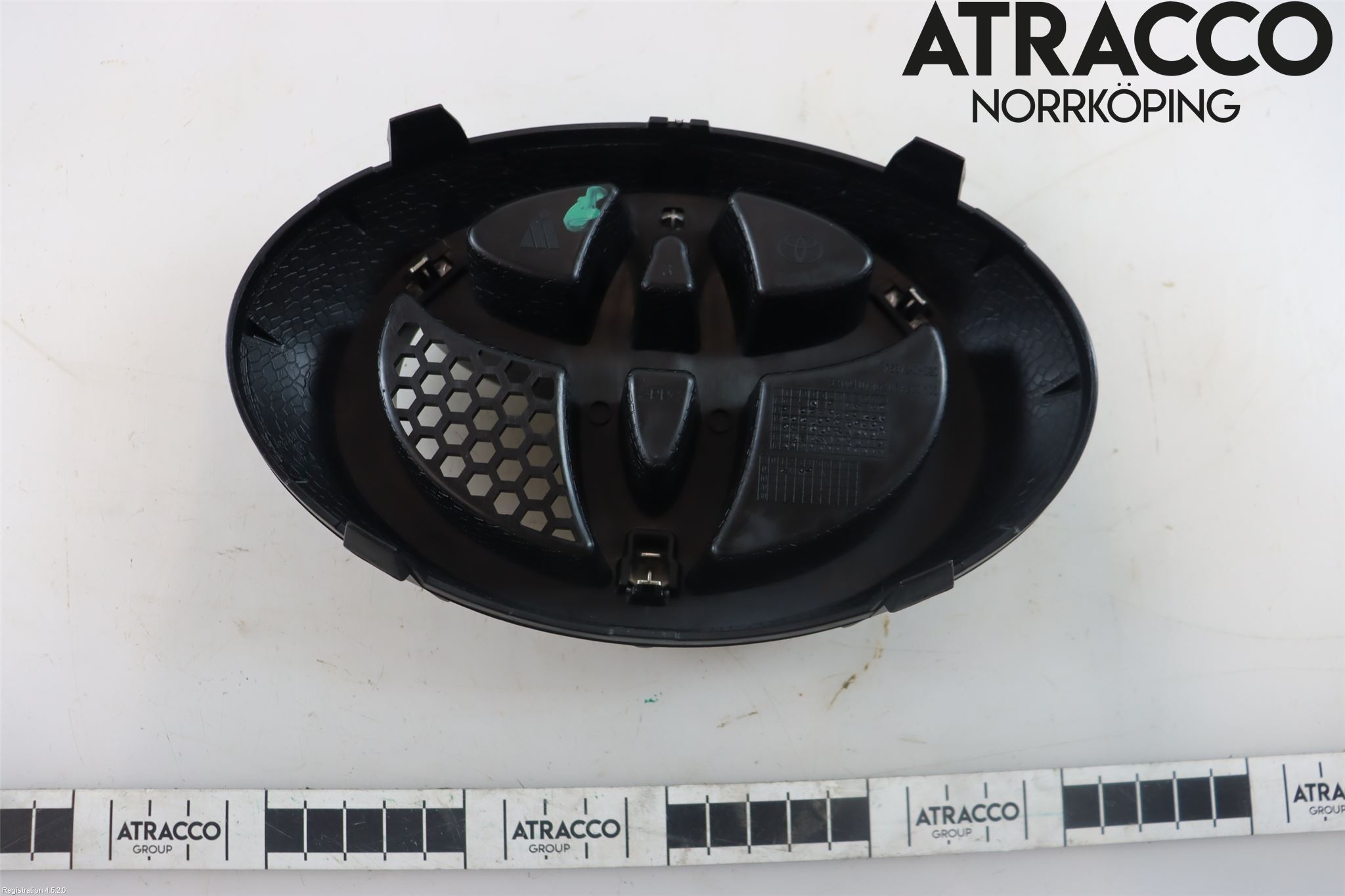 Toyota AYGO 15-21 Emblem