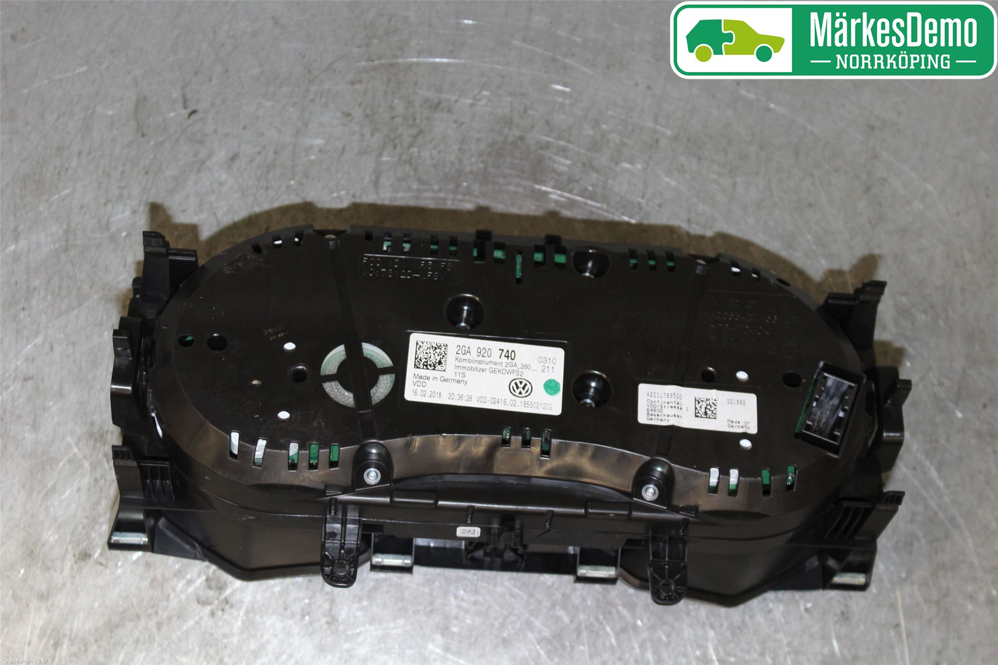 Volkswagen VW T-ROC 18- Instrument Komb