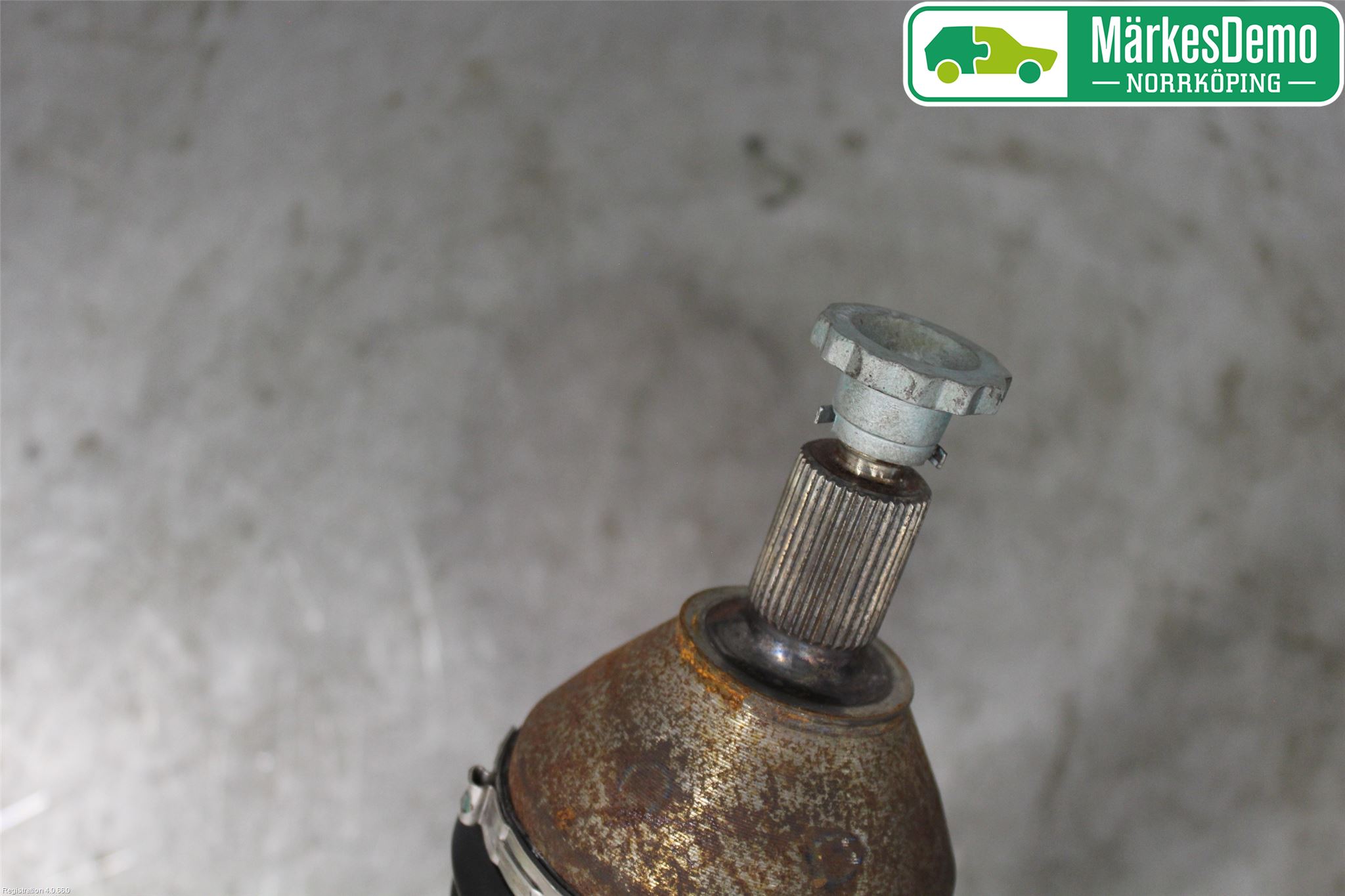 Seat ARONA Drivaxel Fram Vänster