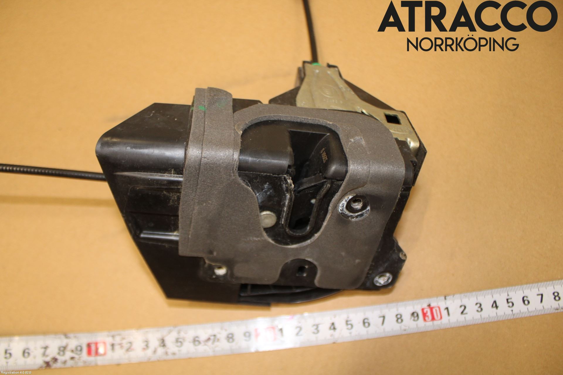 Jaguar F-PACE Låskista-Dörrlås