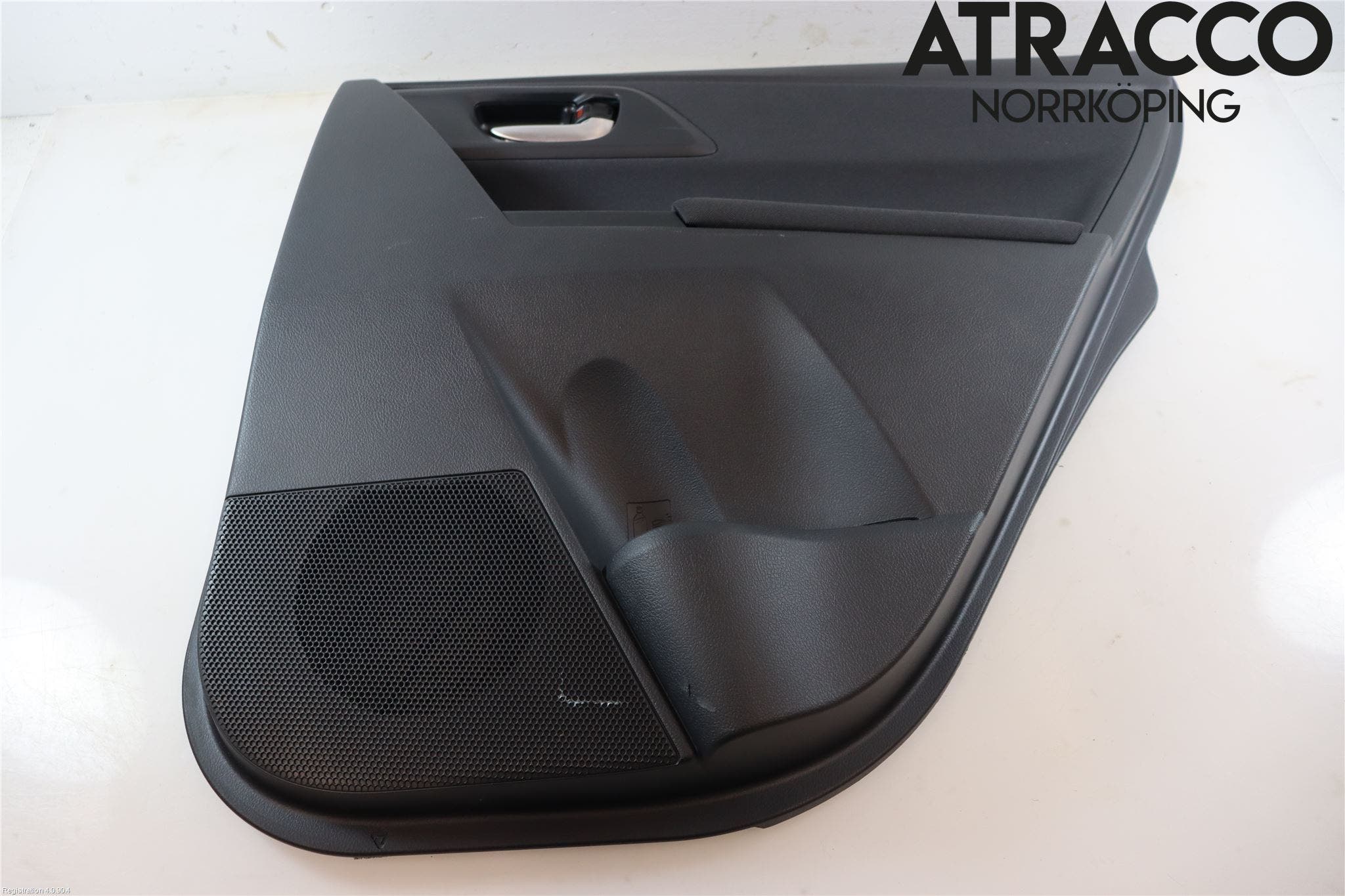 Toyota AURIS 13-19 Dörrklädsel Hö