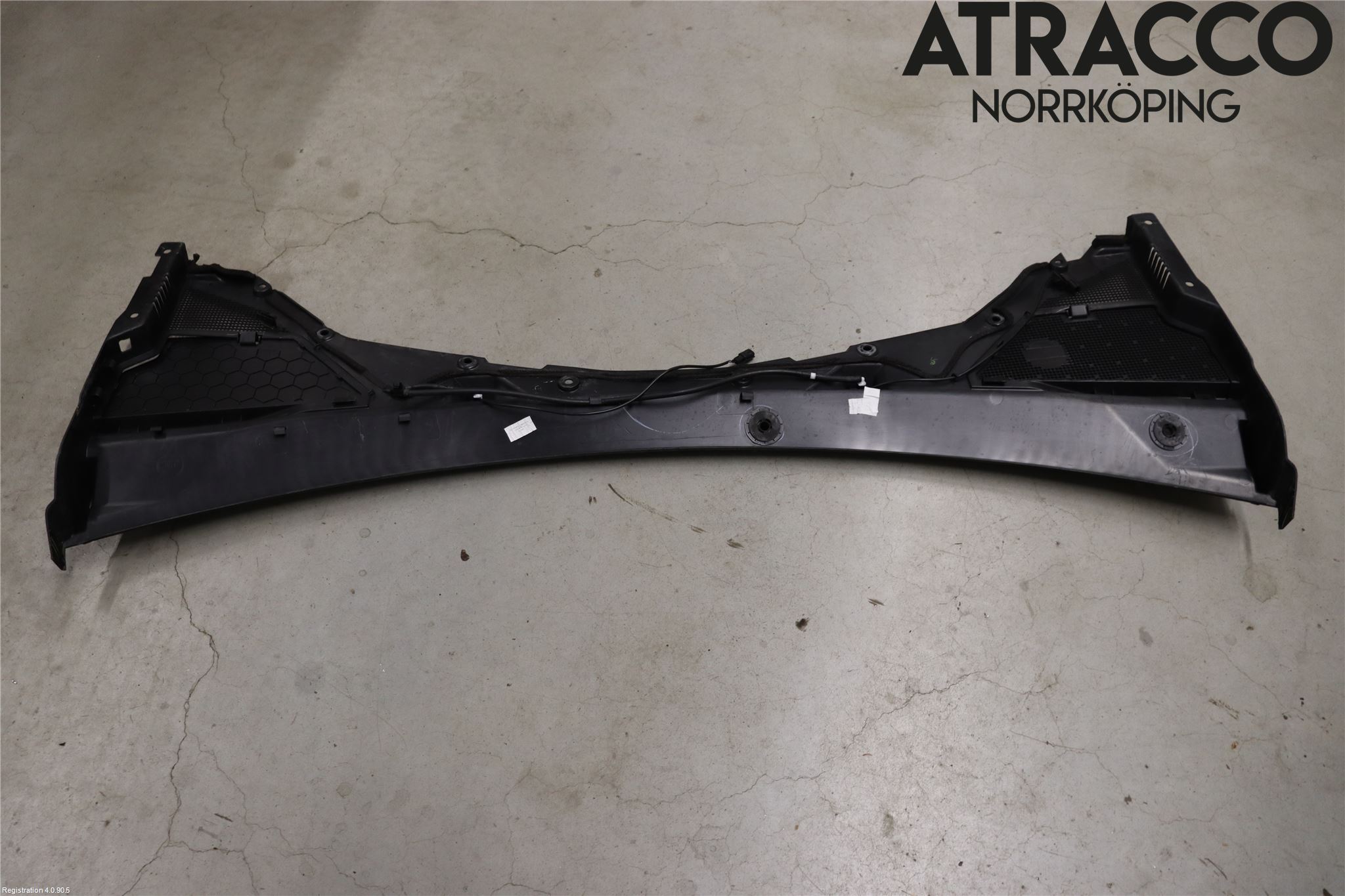 Jaguar F-PACE Torpedplåt-Torpedplast