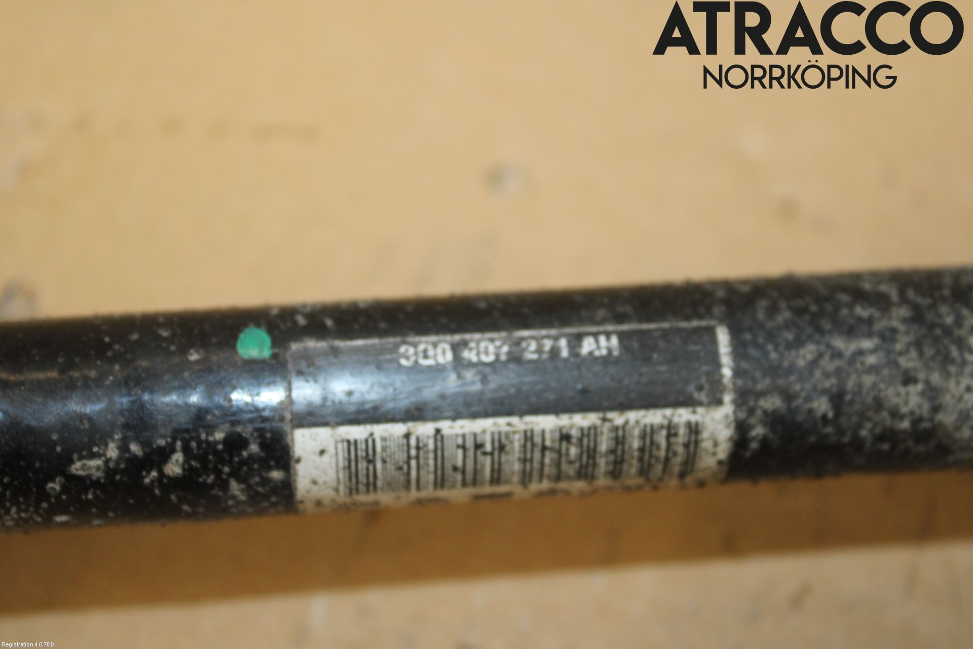 Volkswagen VW PASSAT 15-19 Drivaxel Fram Vänster