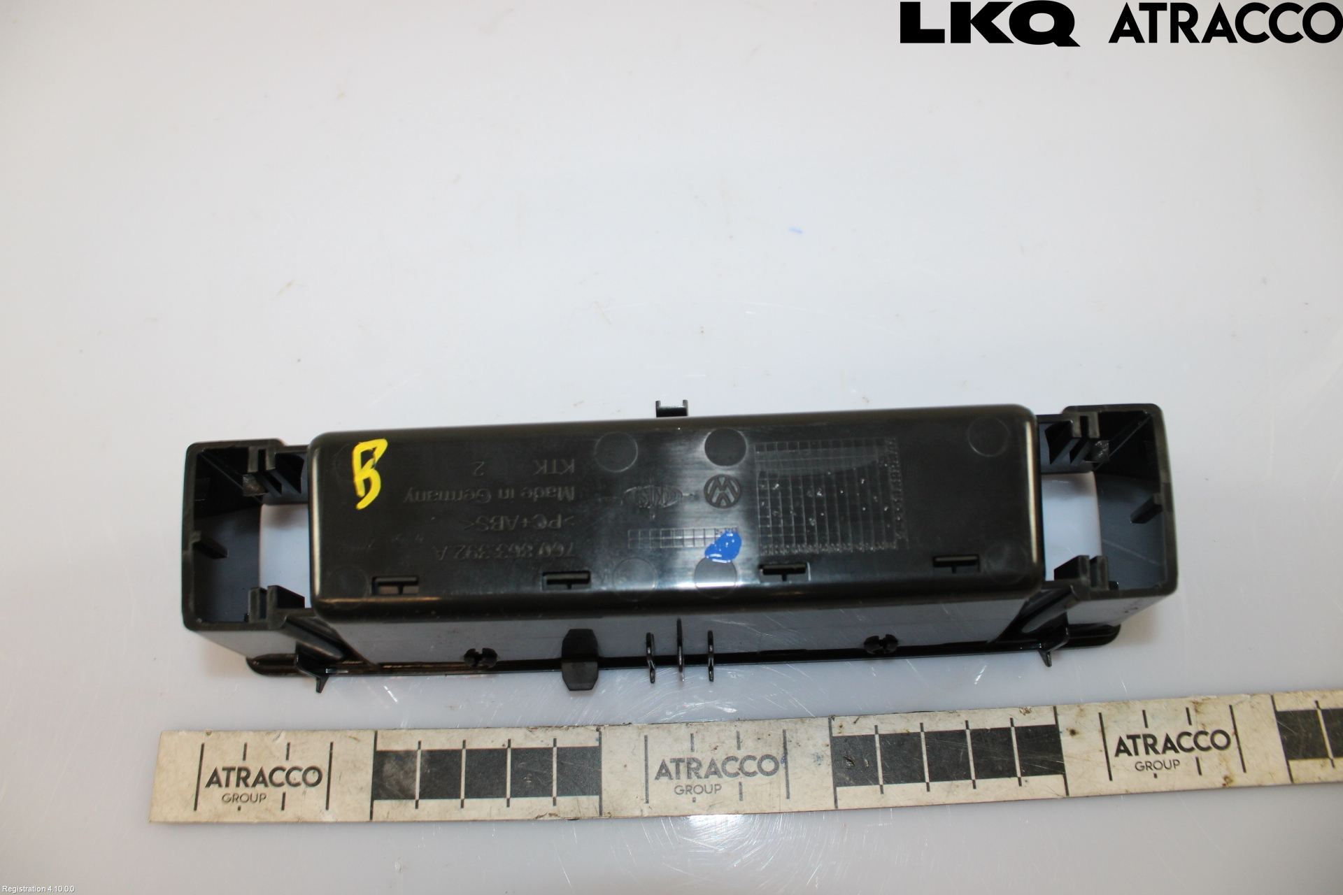 Volkswagen VW TOUAREG CR 18- Instrumentbräda Förvaringsfack
