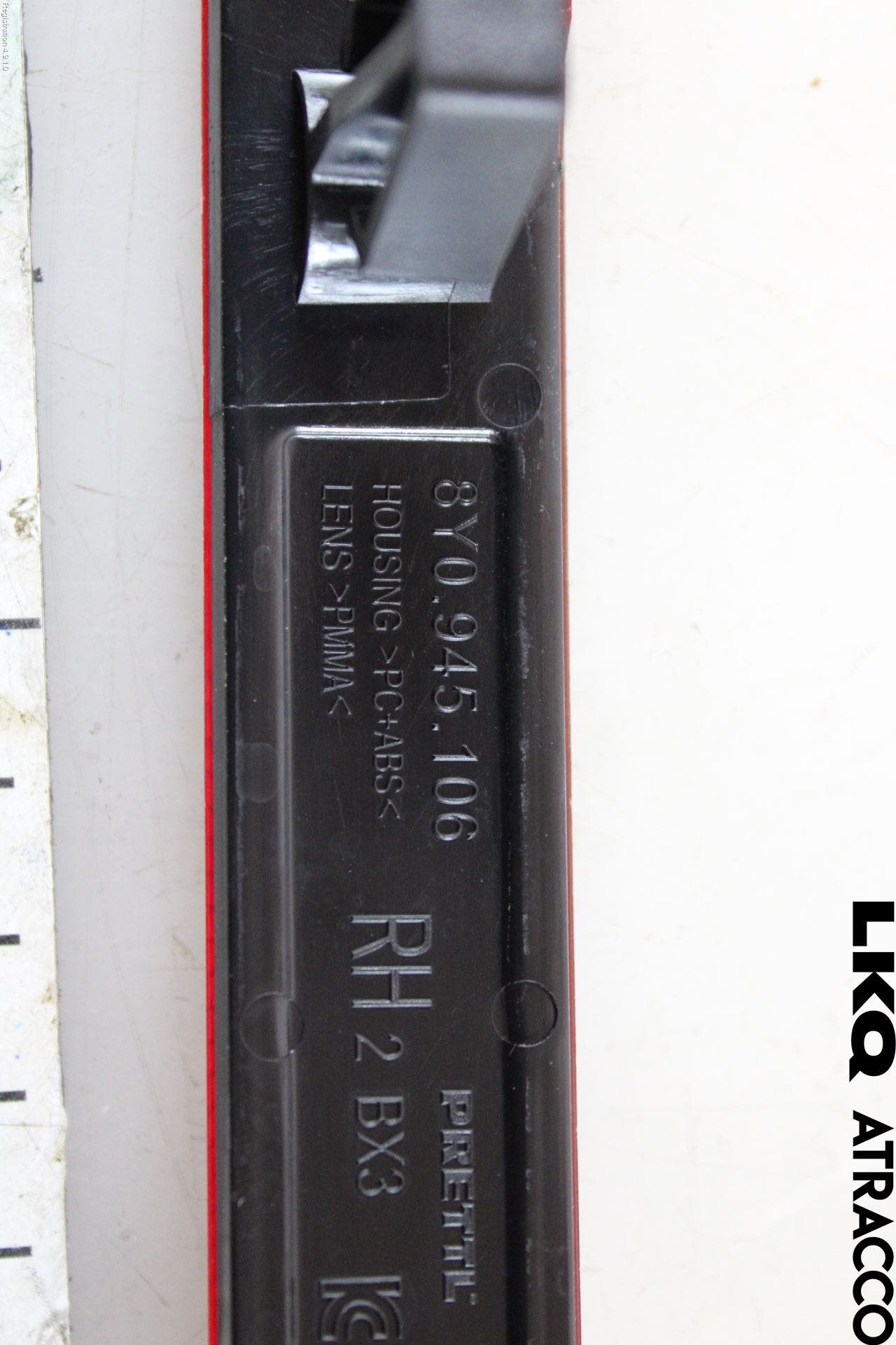 Audi A3/S3 8Y 21- Dimljus/Reflex Bak