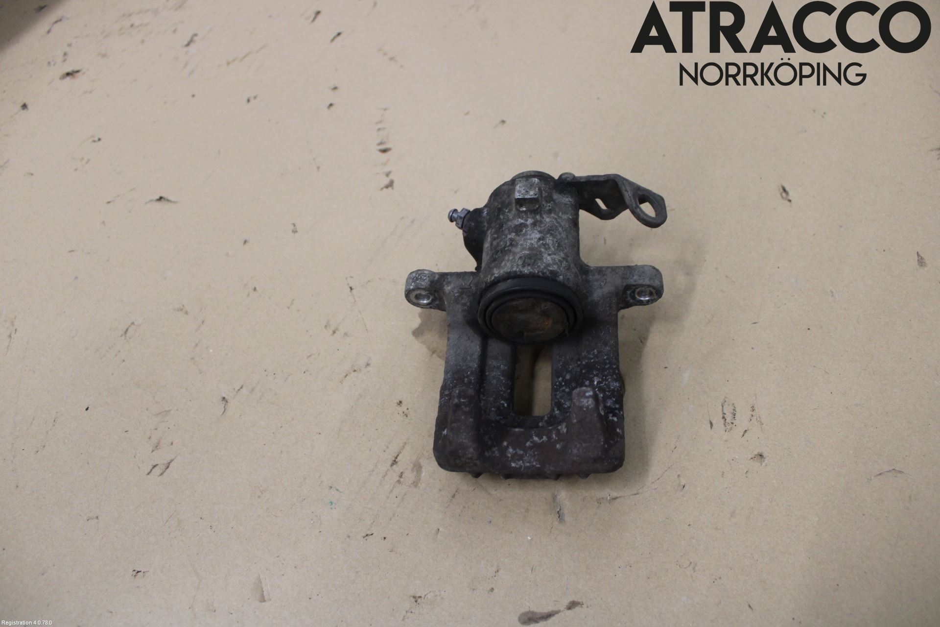 Skoda FABIA 07-14 Bromsok Bak Höger