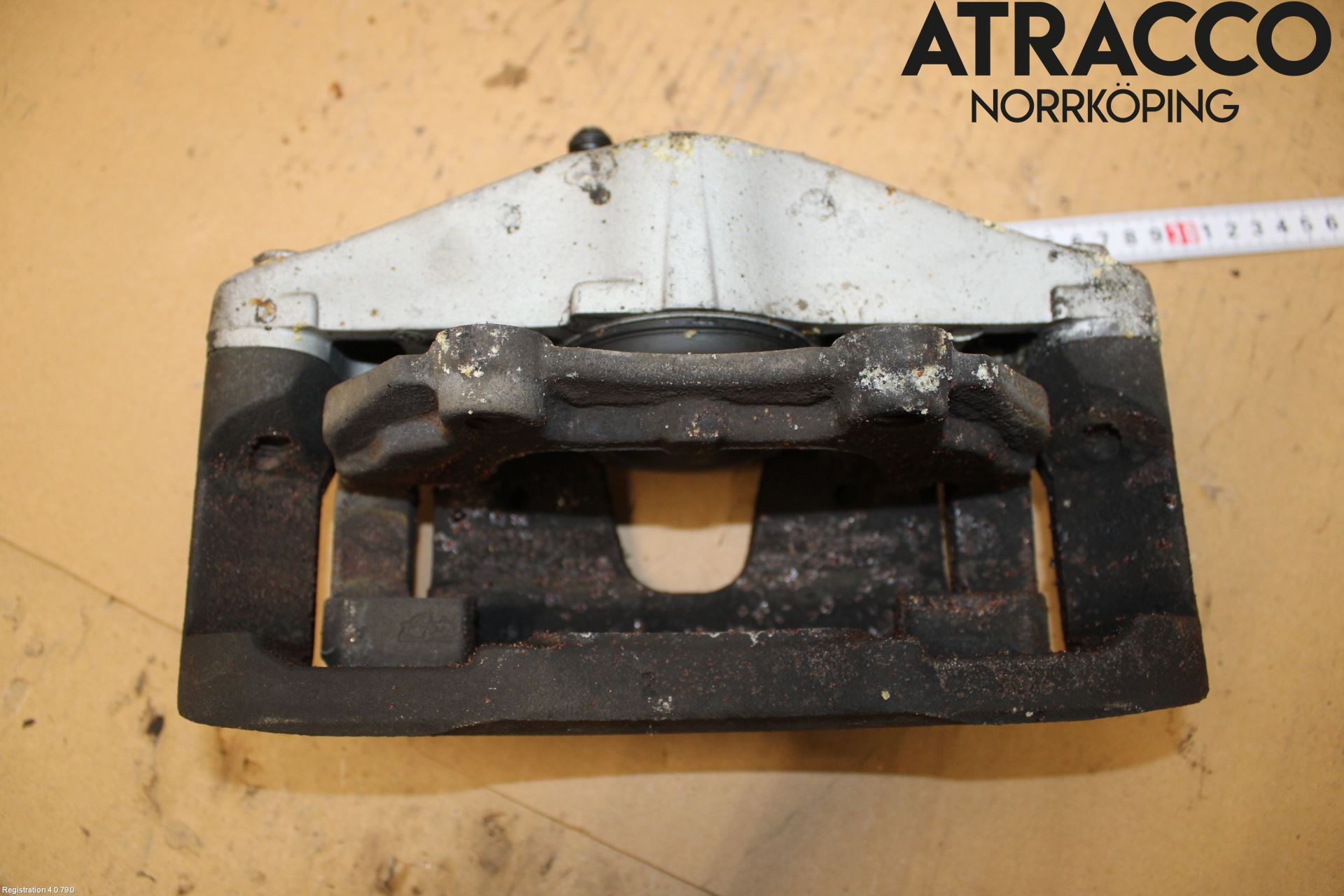 Volvo V40 12-19 Bromsok Fram Vänster