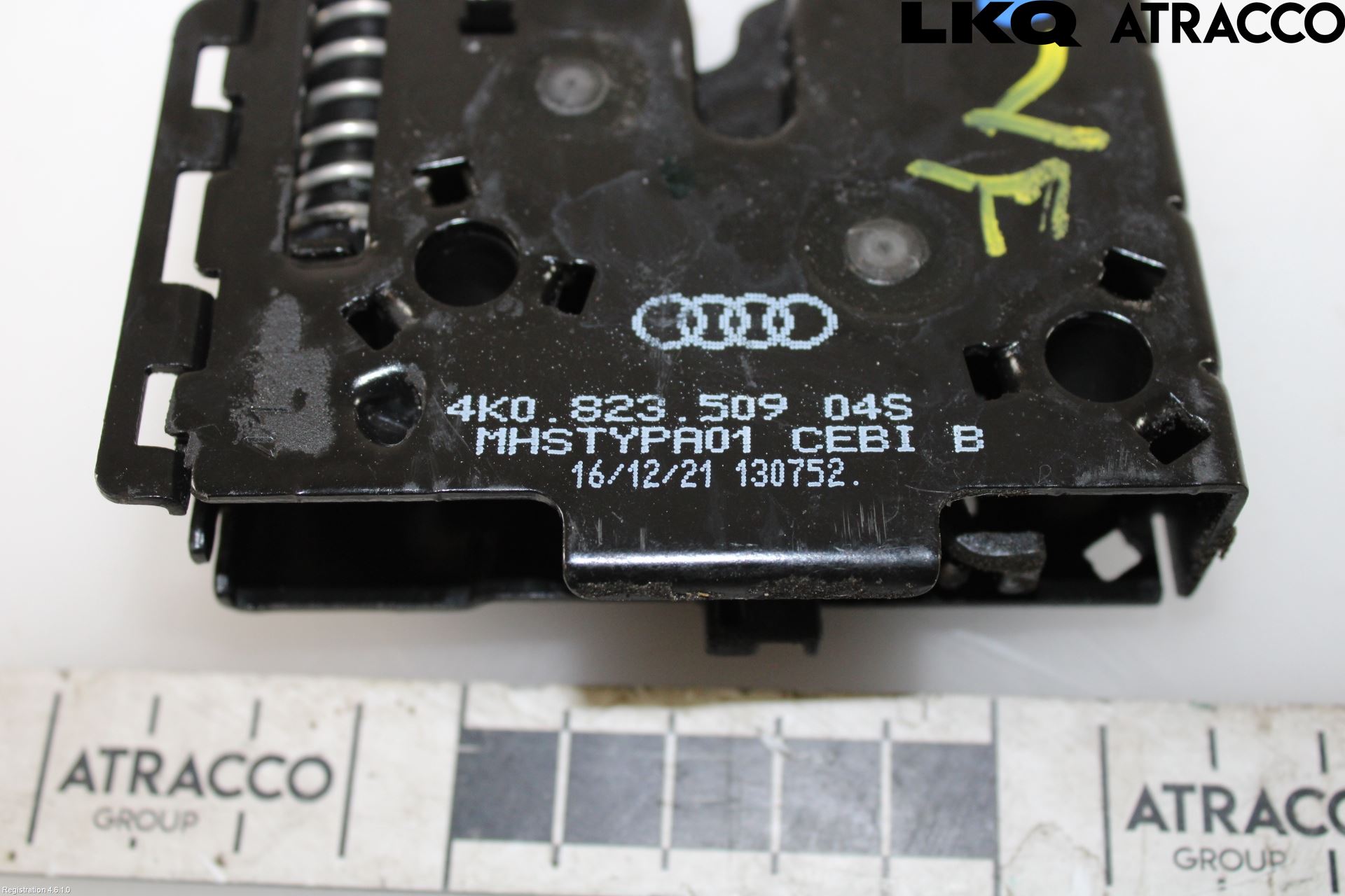 Seat LEON 20- Huvlås