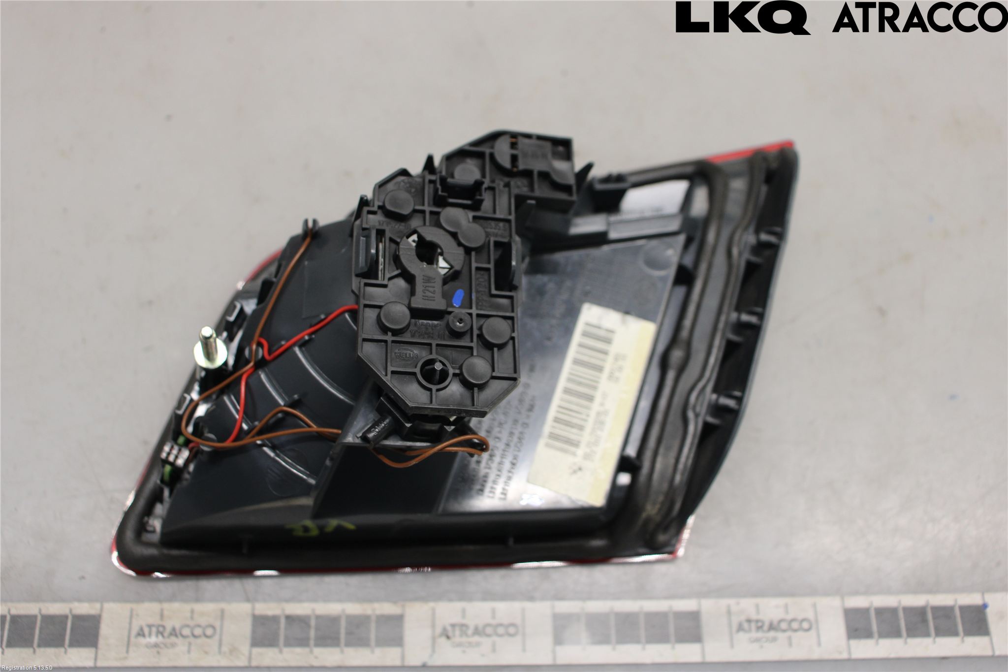 BMW 5 F10/F11/F18 09-17 Bakljus Lucka Vä