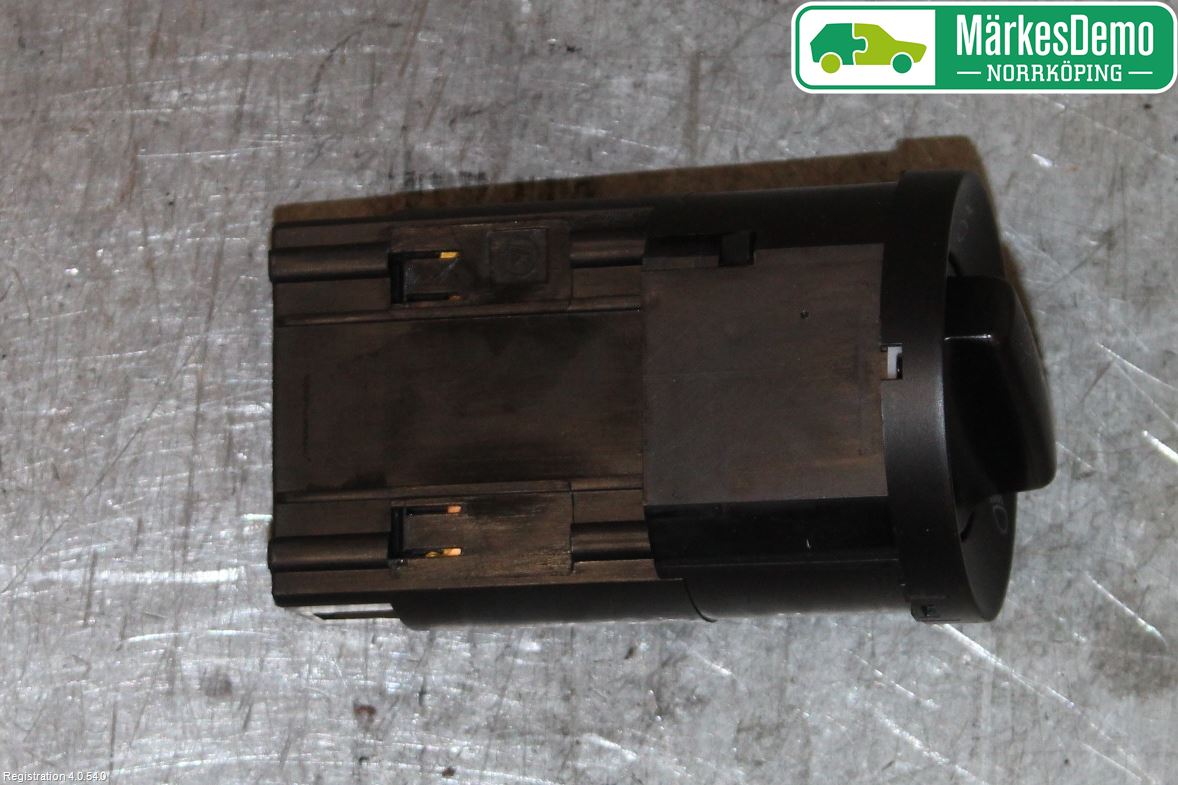 Skoda FABIA 07-14 Strömställare Ljus