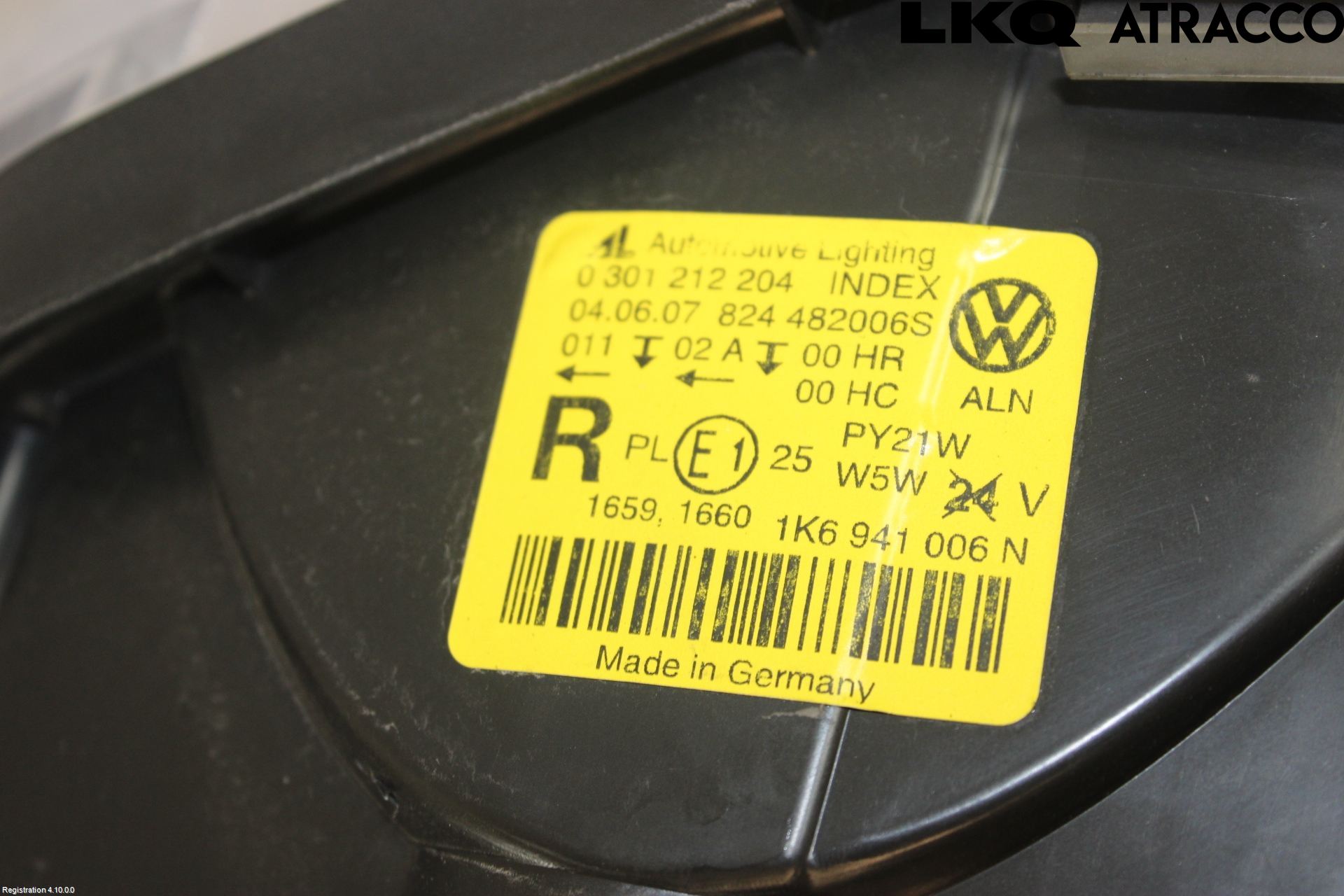 Volkswagen VW GOLF V 04-09 Strålkastare Höger