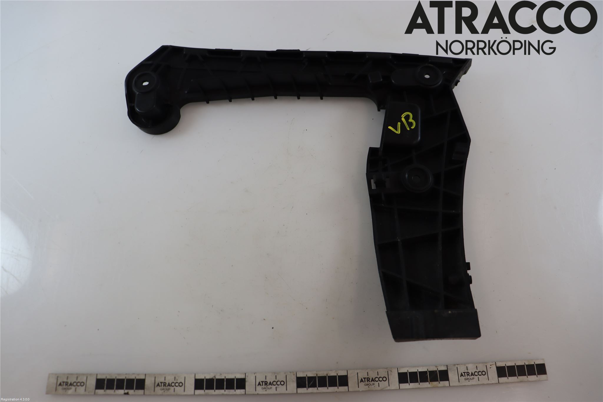 Audi A4/S4 B9 20- Stötfångarfäste Bak Vä