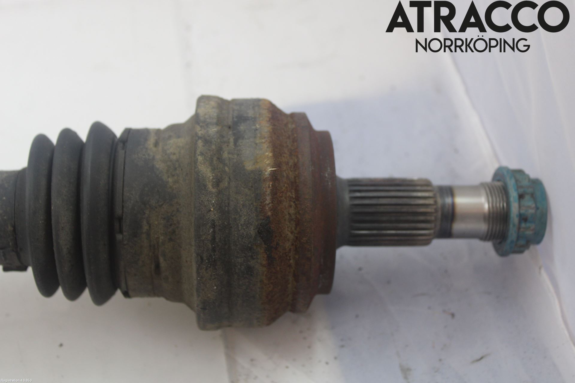 Mercedes-Benz MB E-KLASS (W213) 16-23 Drivaxel Bak Vänster