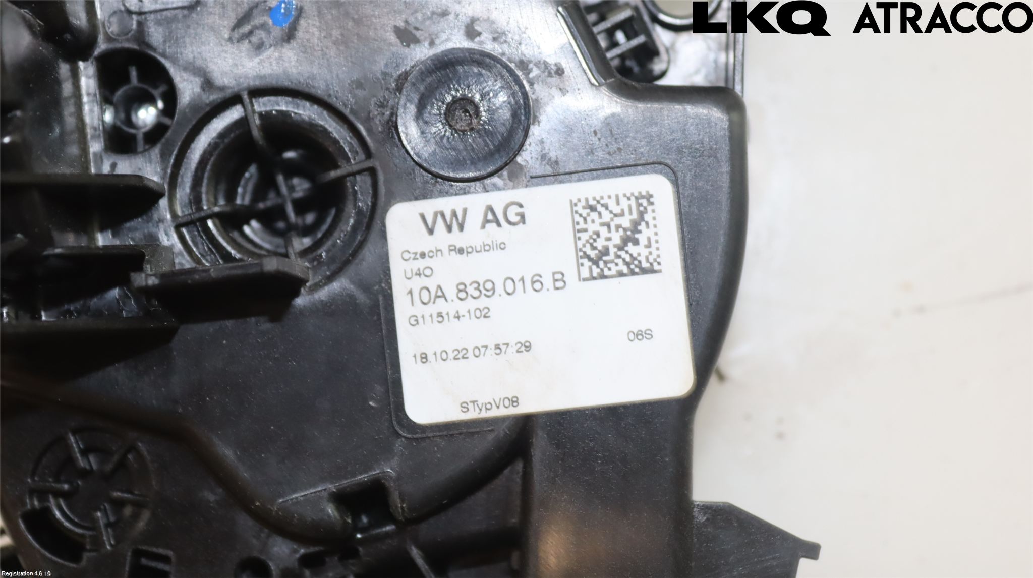 Skoda KAMIQ 20- Låskista-Dörrlås