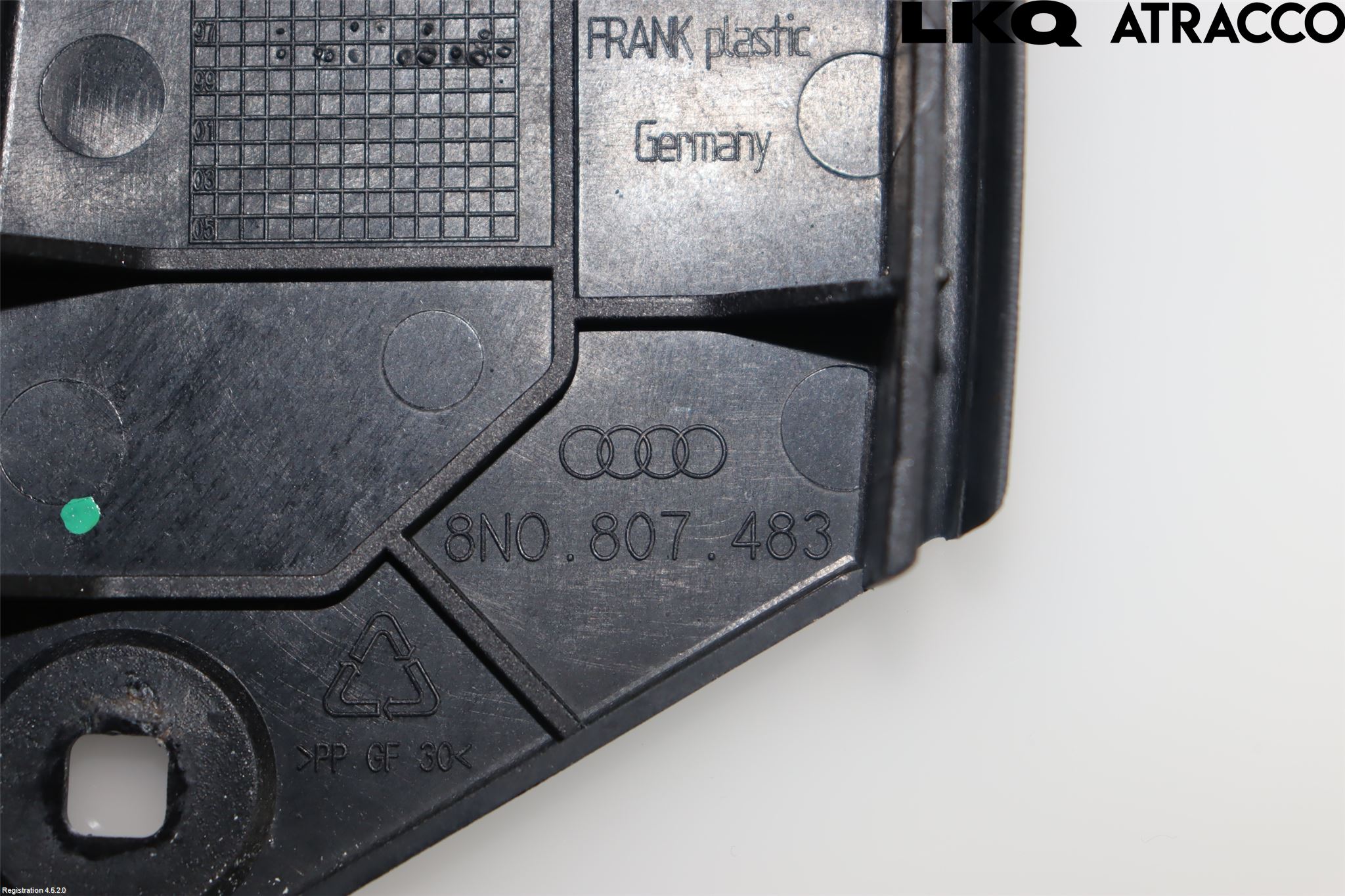 Audi TT 99-06 Stötfångarfäste Bak Vä