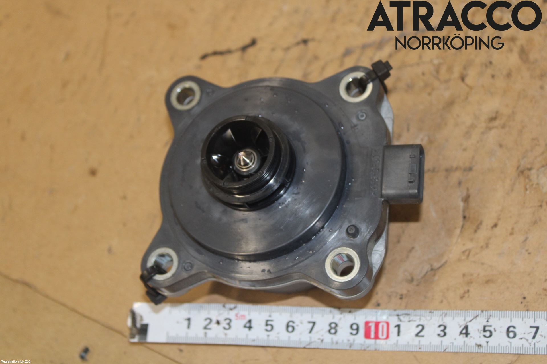 Toyota YARIS XP21 20- Vattenpump