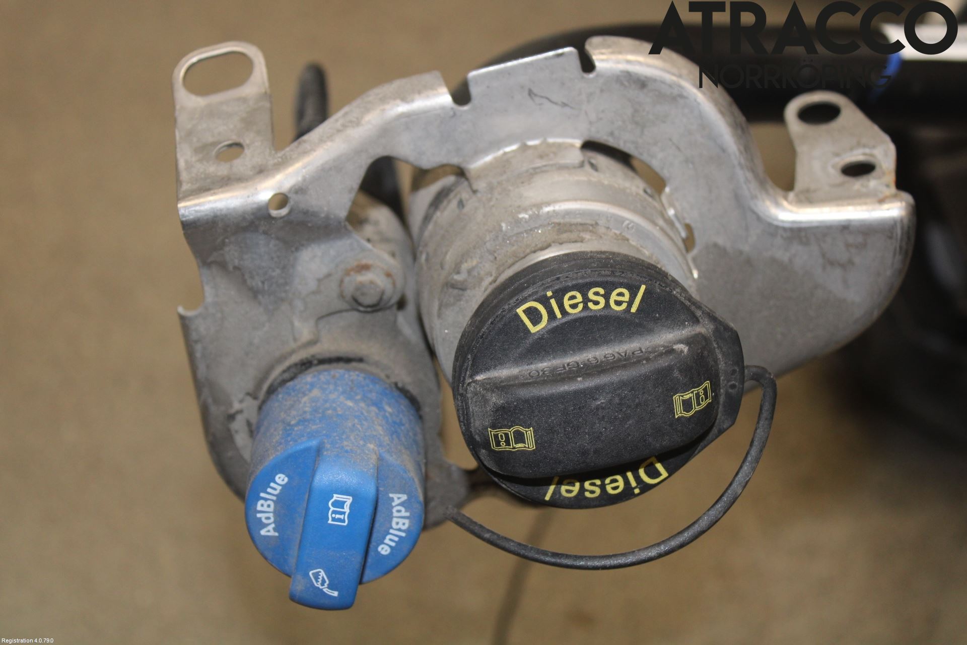 Audi Q3 8U 12-18 Bränsletank Diesel