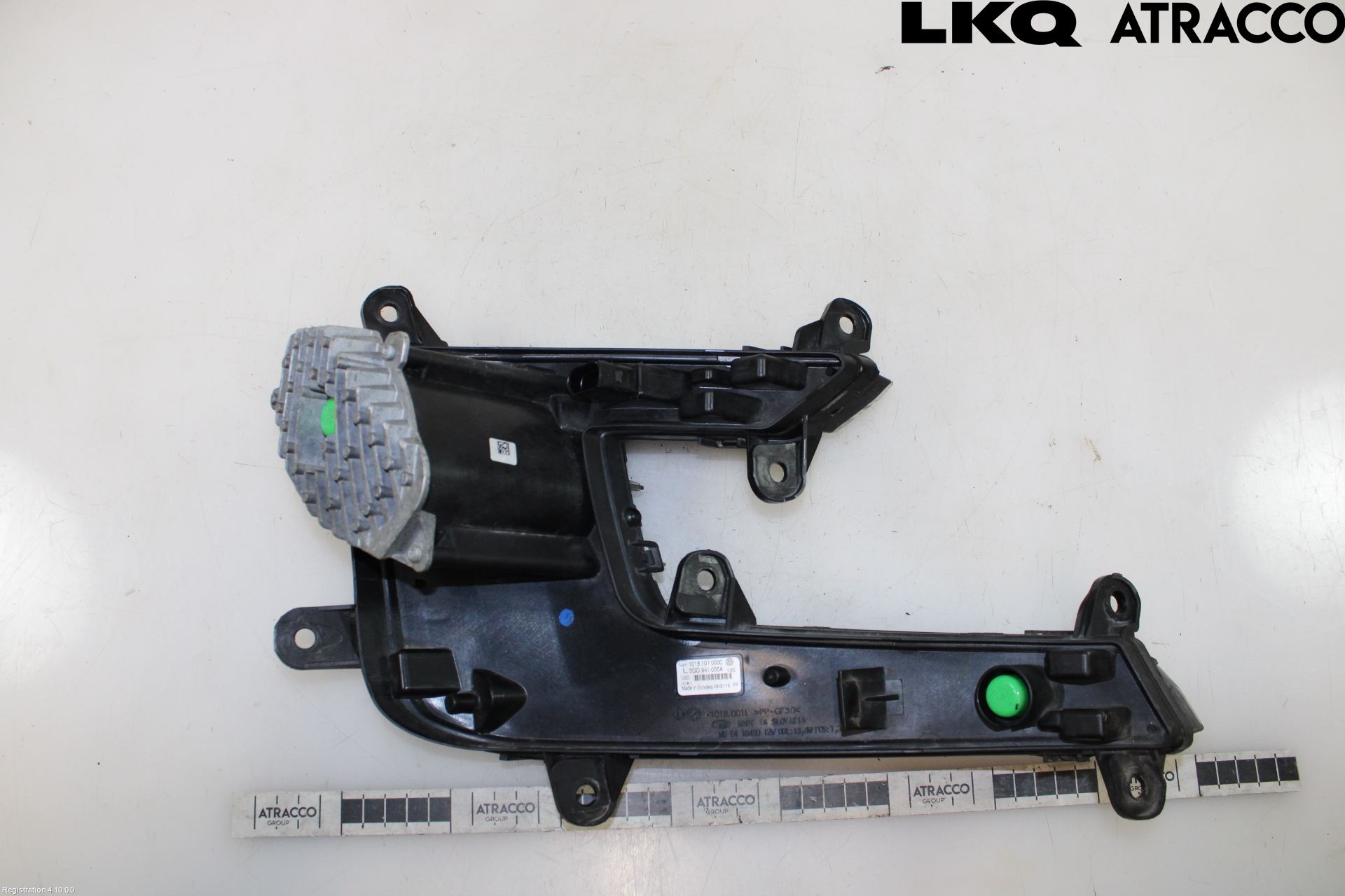 Volkswagen VW PASSAT 15-19 Dimljus-Varselljus Fram