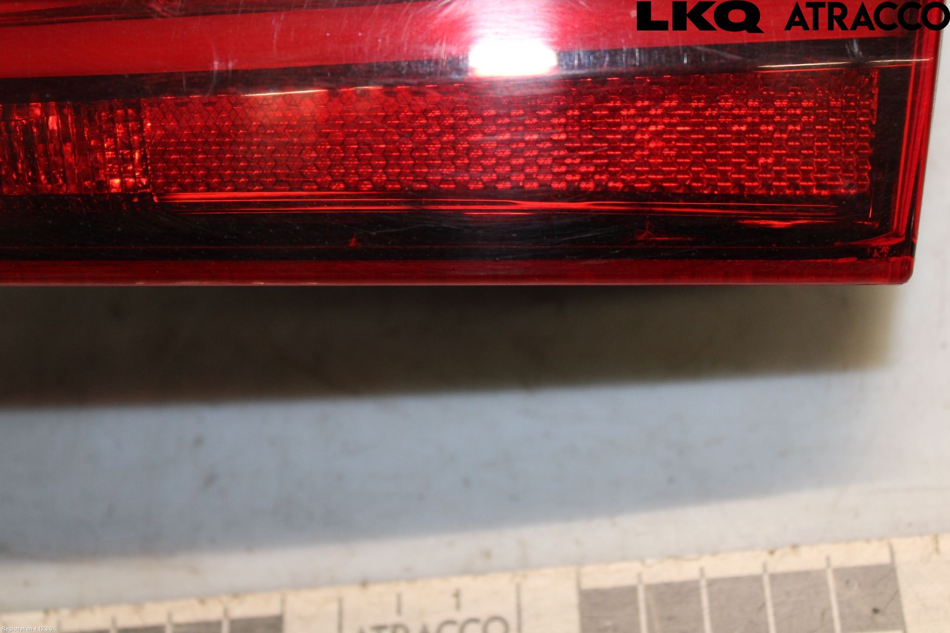 Audi A6 ALLROAD 12-18 Bakljus Lucka Hö