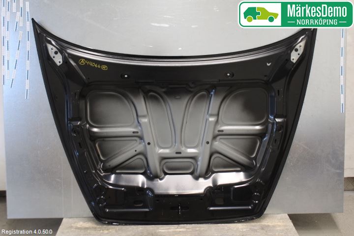 Volvo V50 08-12 Huv Fram