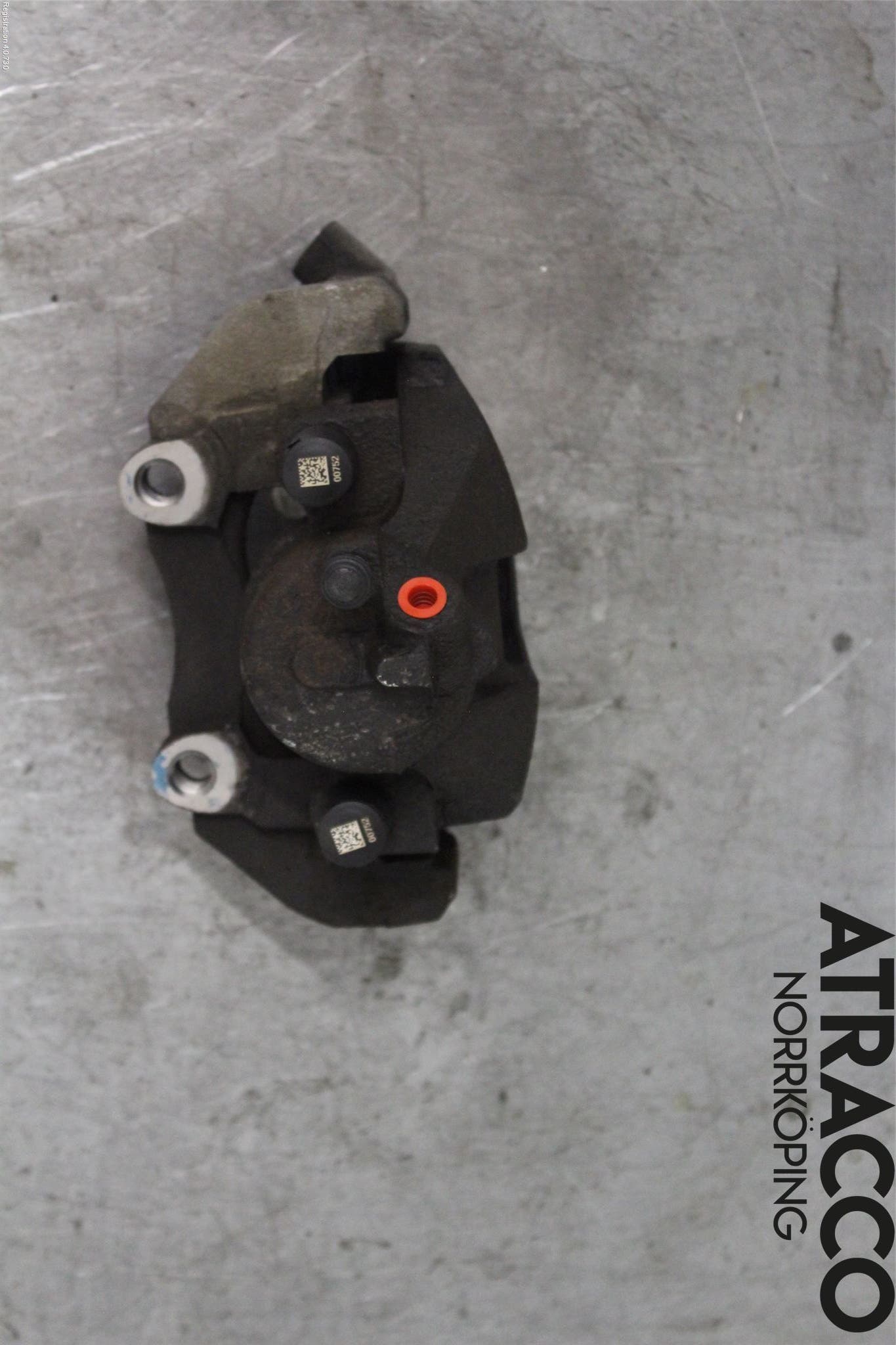 Volvo V40 12-19 Bromsok Fram Vänster