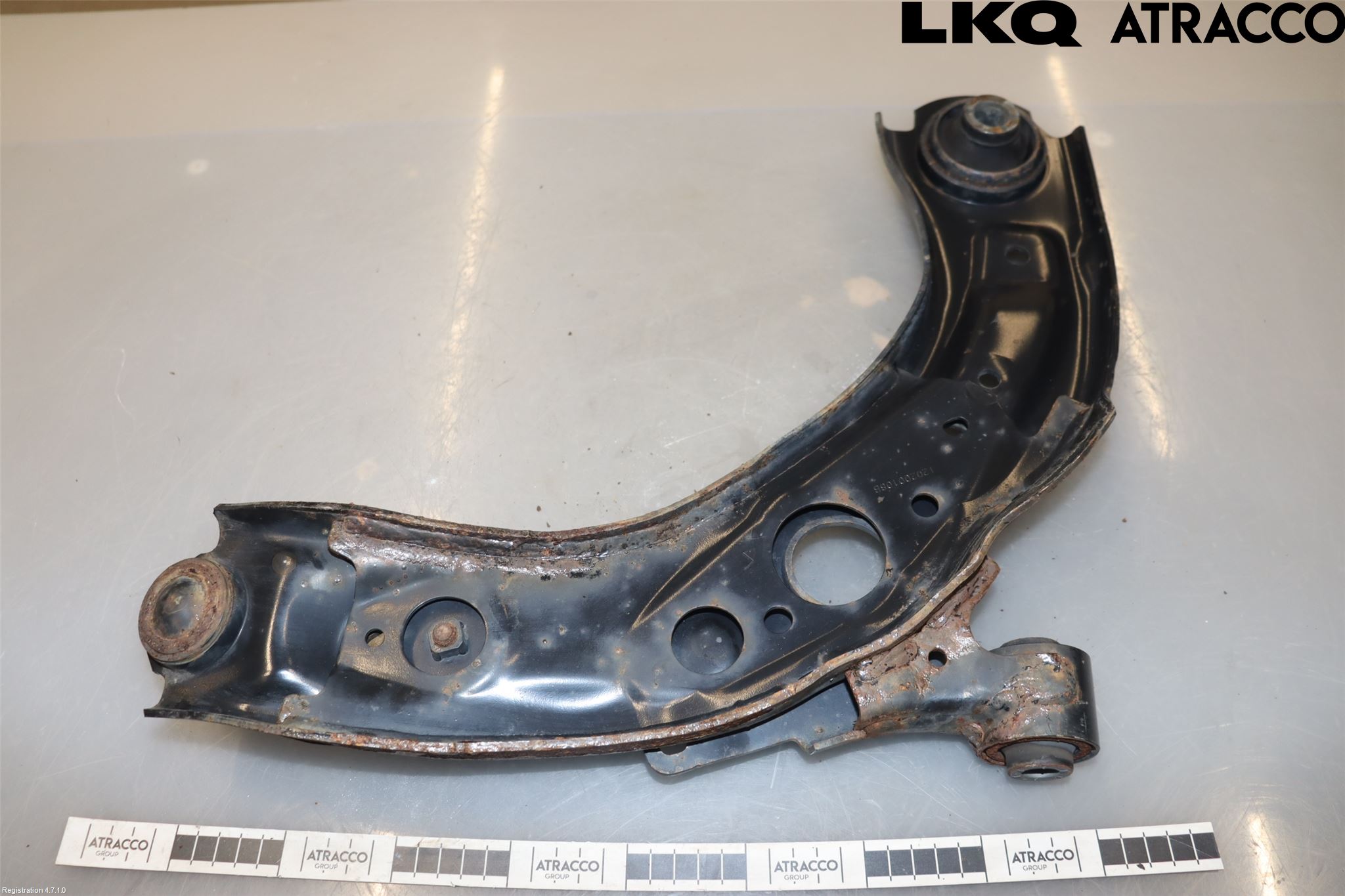 Mazda CX-30 20- Bärarm Fram Undre Vä