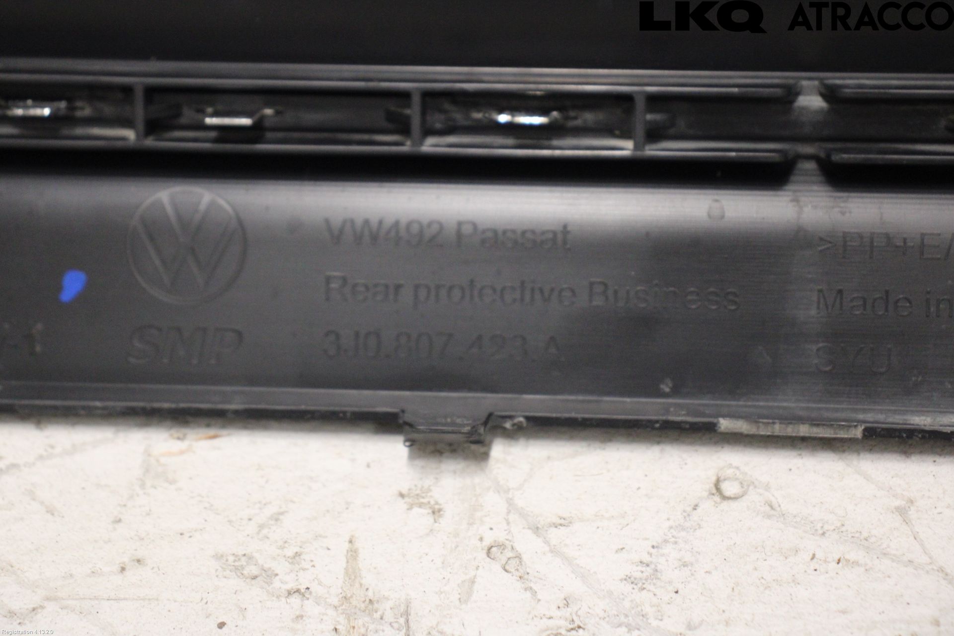 Volkswagen VW PASSAT 24- Stötfångarlist Bak