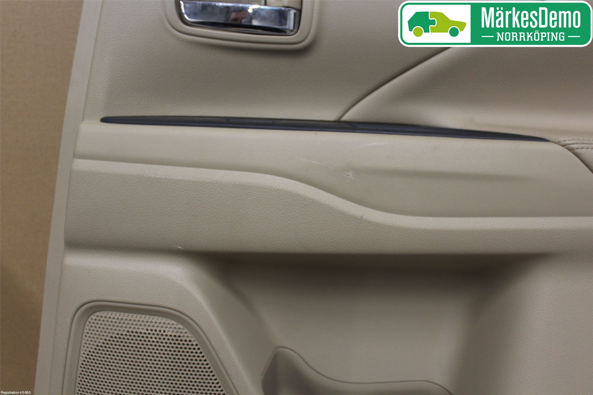 Mitsubishi OUTLANDER 13-21 Dörrklädsel Hö